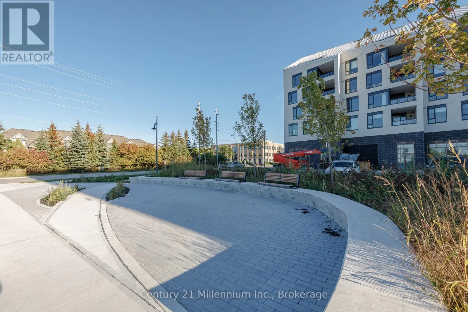 223 - 31 HURON STREET, #223