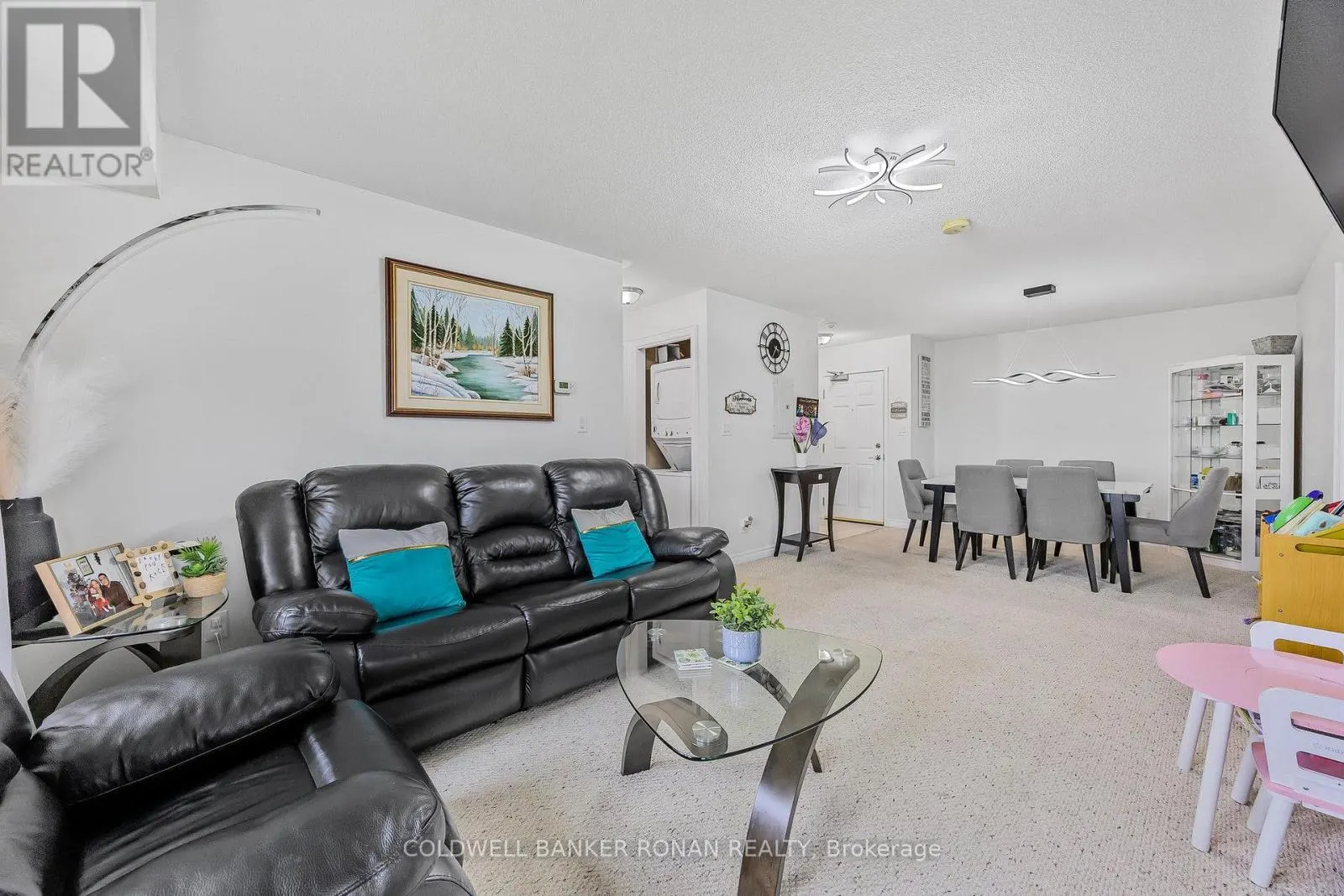 311 - 500 MAPLEVIEW DRIVE