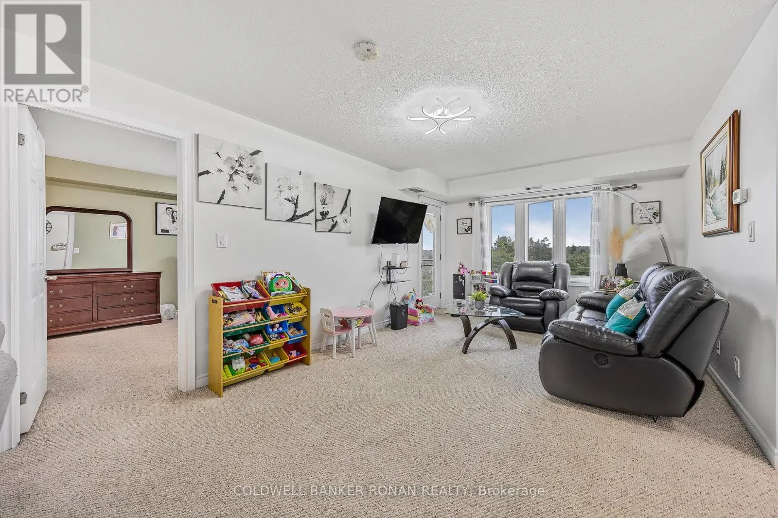 311 - 500 MAPLEVIEW DRIVE