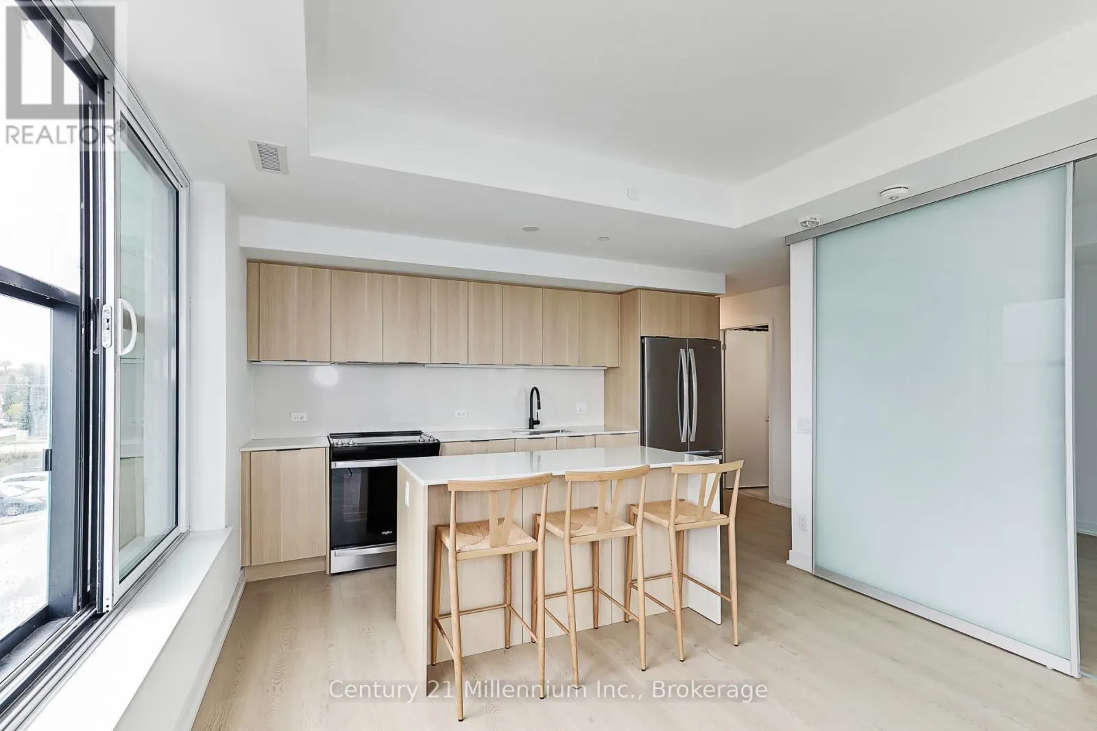 223 - 31 HURON STREET, #223