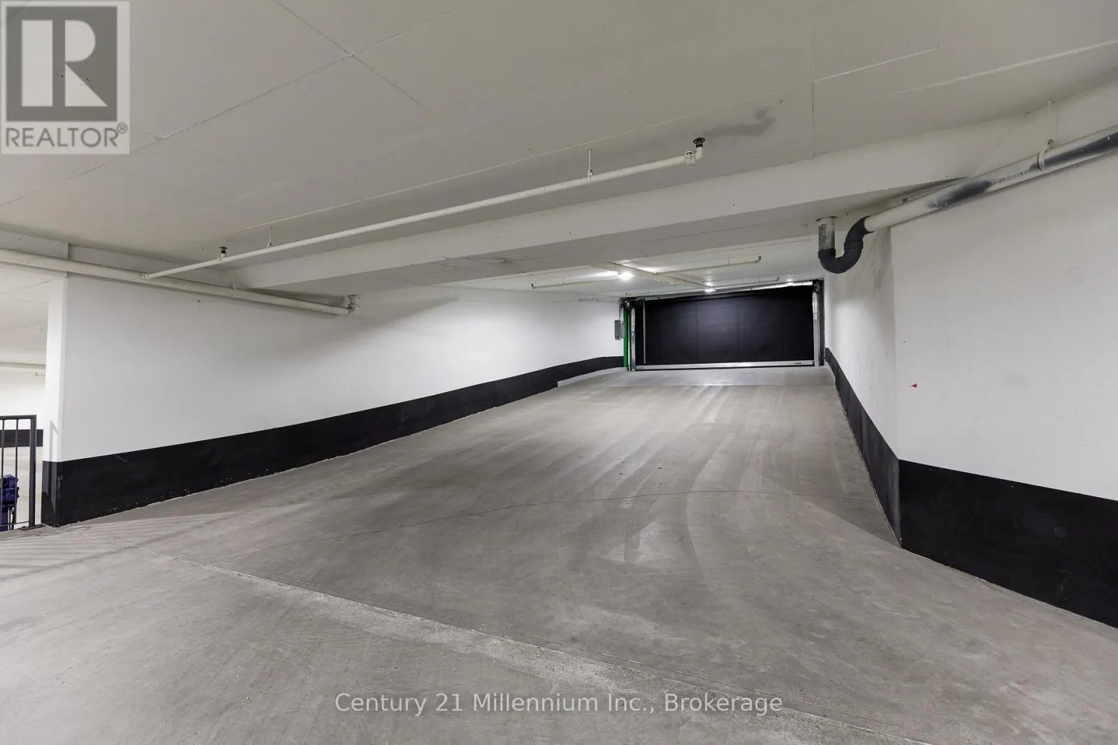 223 - 31 HURON STREET, #223