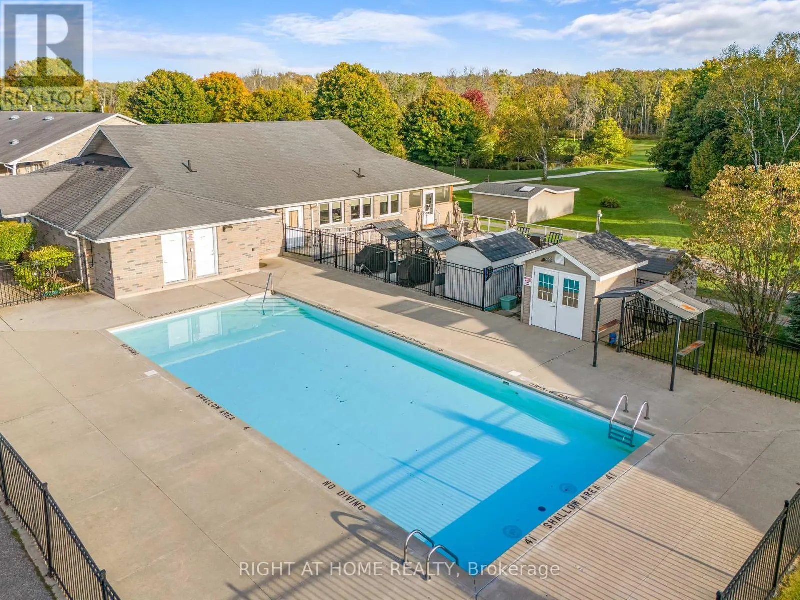 3 CARRUTHERS STREET S