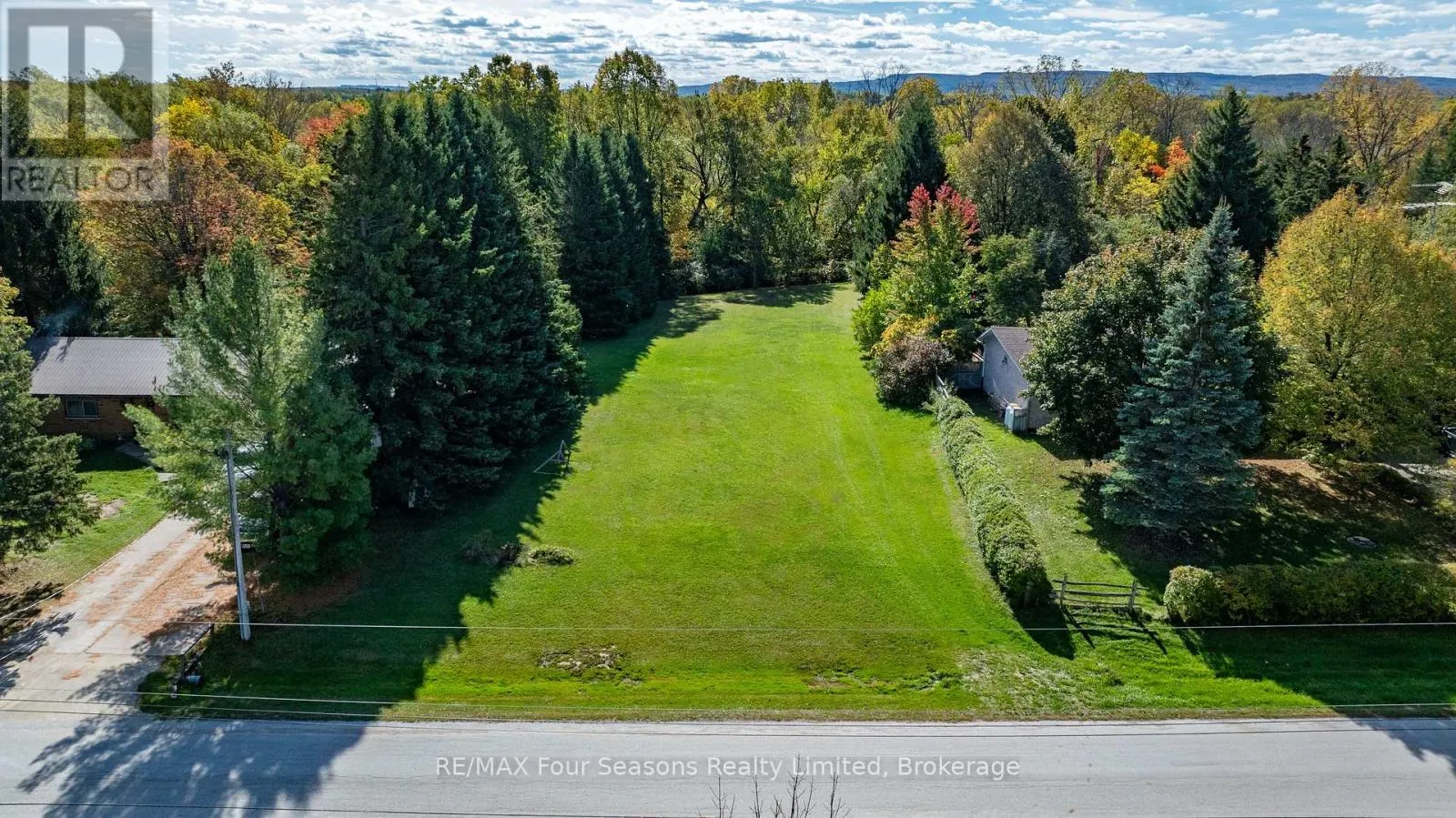 5 CADDO DRIVE