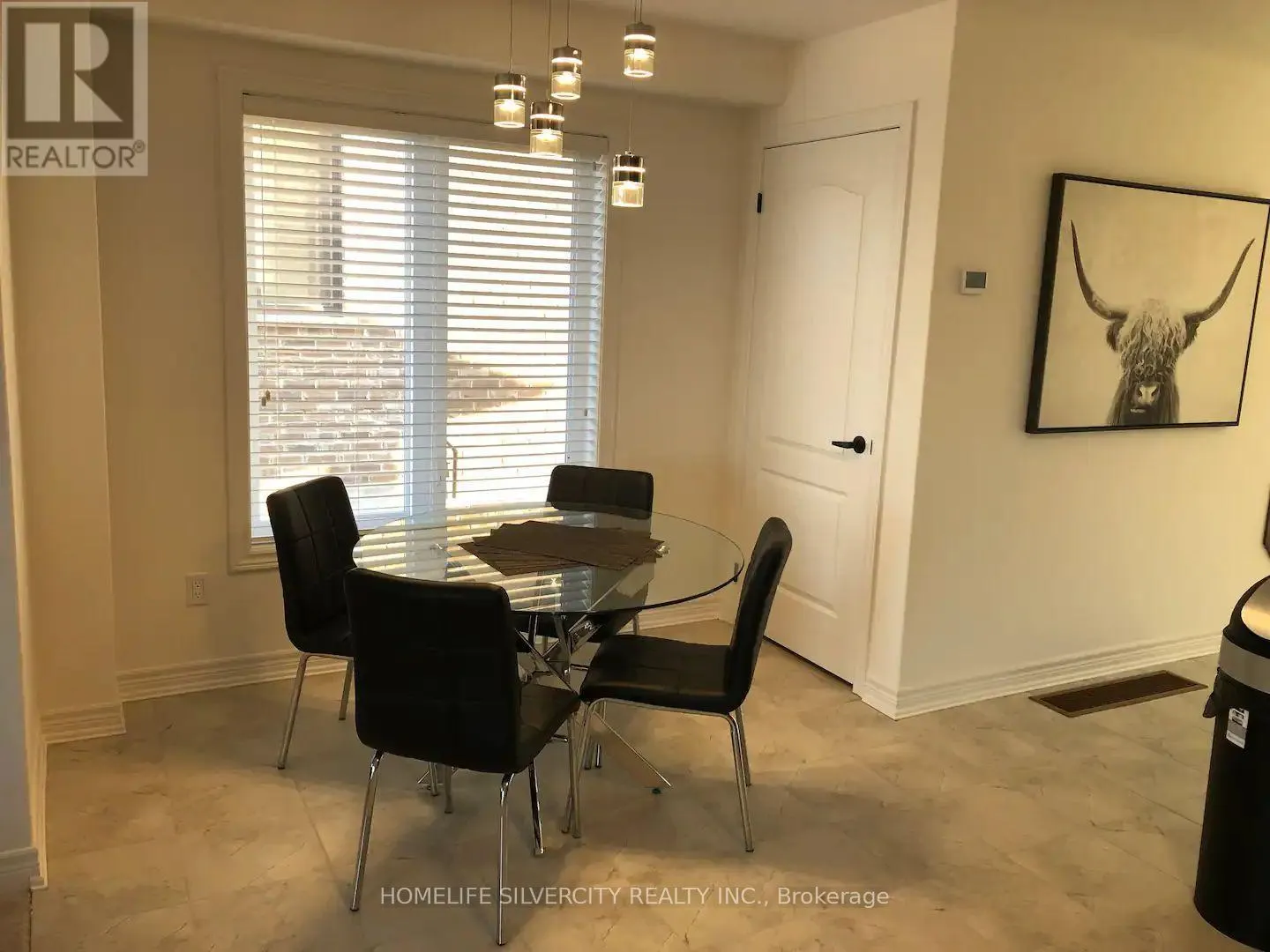 7 ARCHER AVENUE