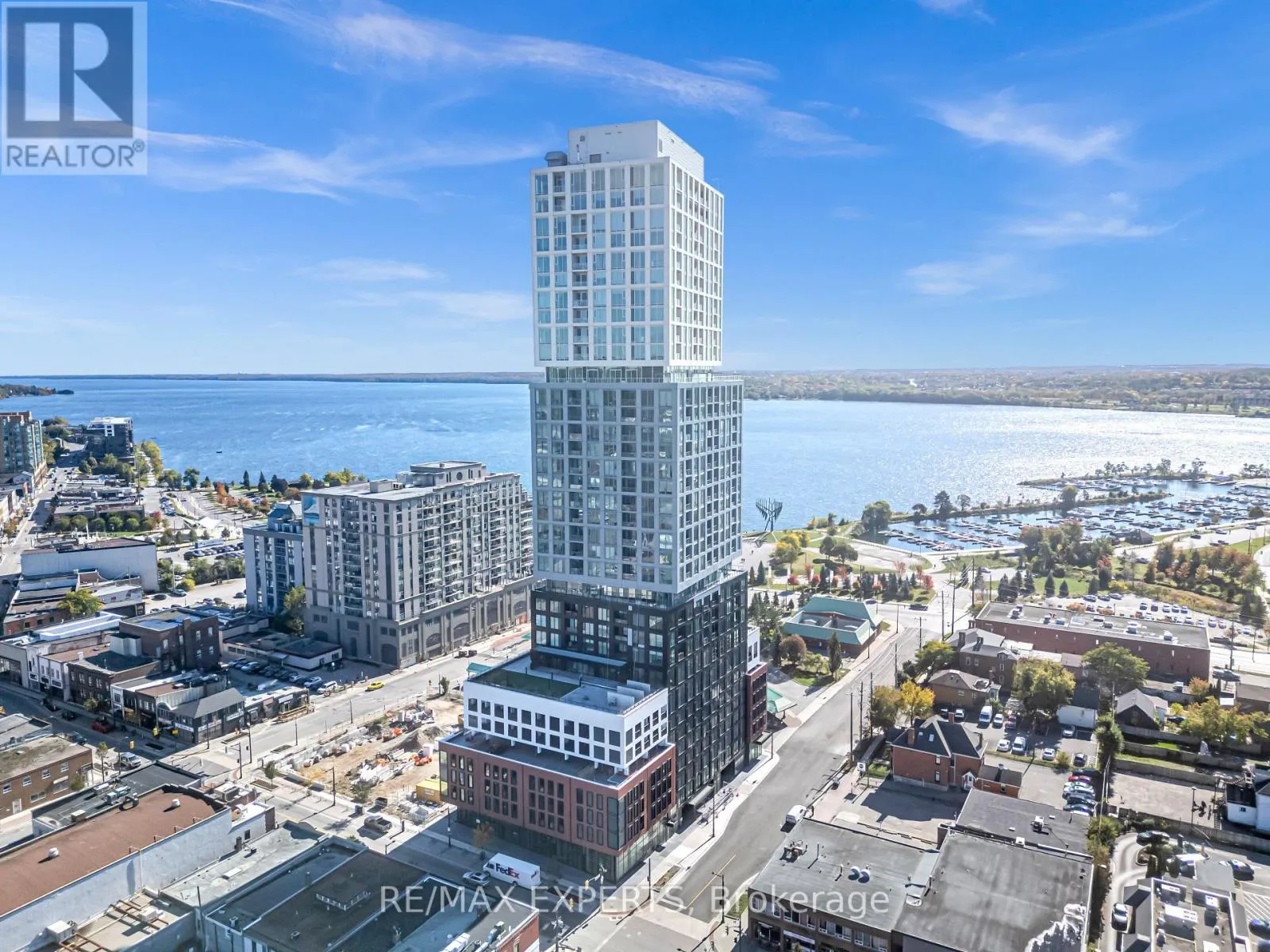 2102 - 39 MARY STREET W