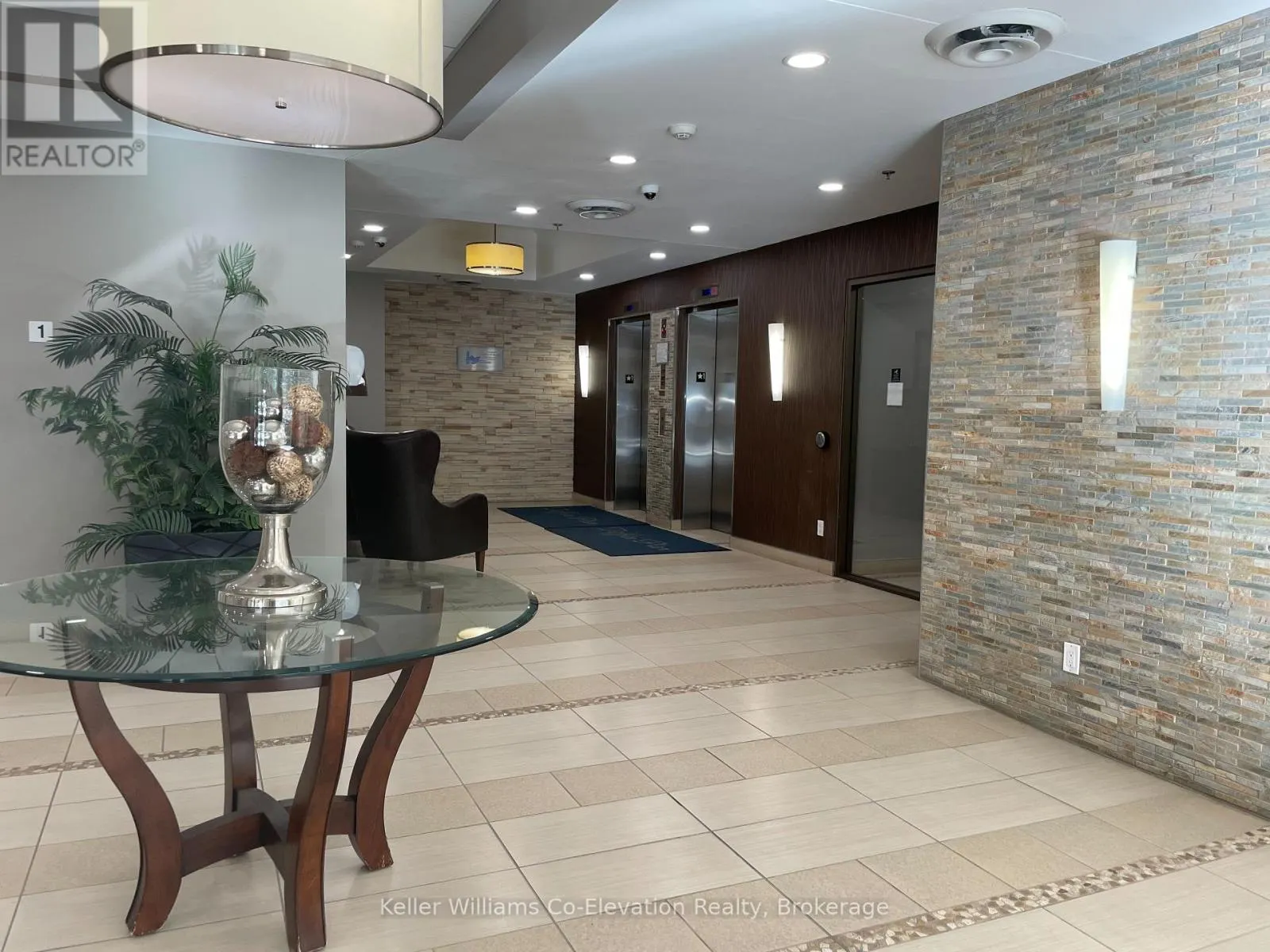 LPH01 - 699 ABERDEEN BOULEVARD, #LPH01