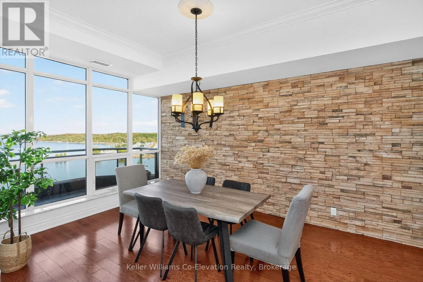LPH01 - 699 ABERDEEN BOULEVARD, #LPH01