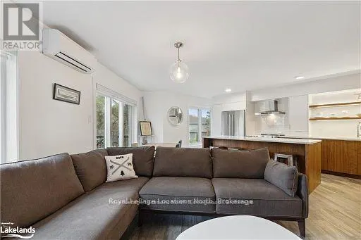 784 JOHNSTON PARK AVENUE