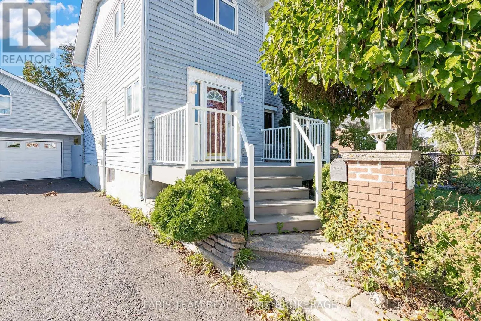 31 NAPIER STREET
