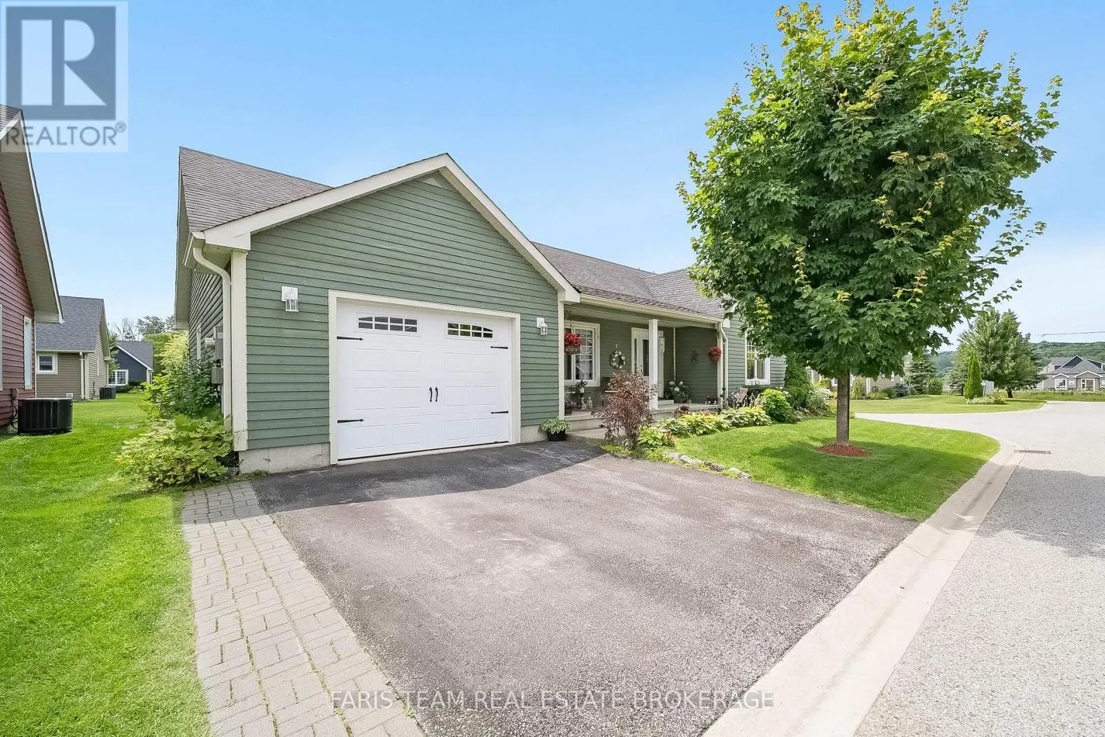 1 BAY MOORINGS BOULEVARD