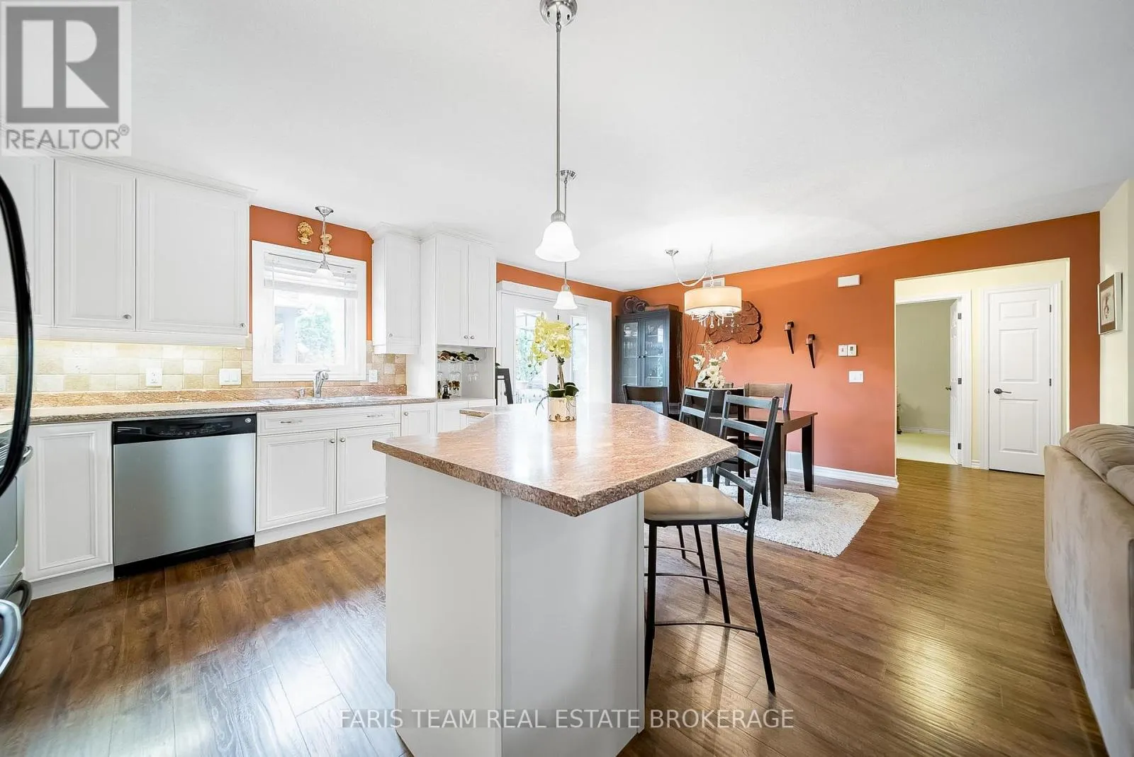 1 BAY MOORINGS BOULEVARD