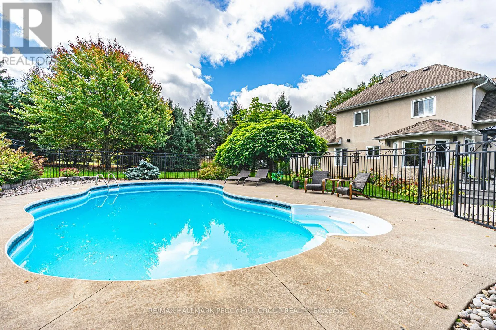 127 GOLDFINCH CRESCENT