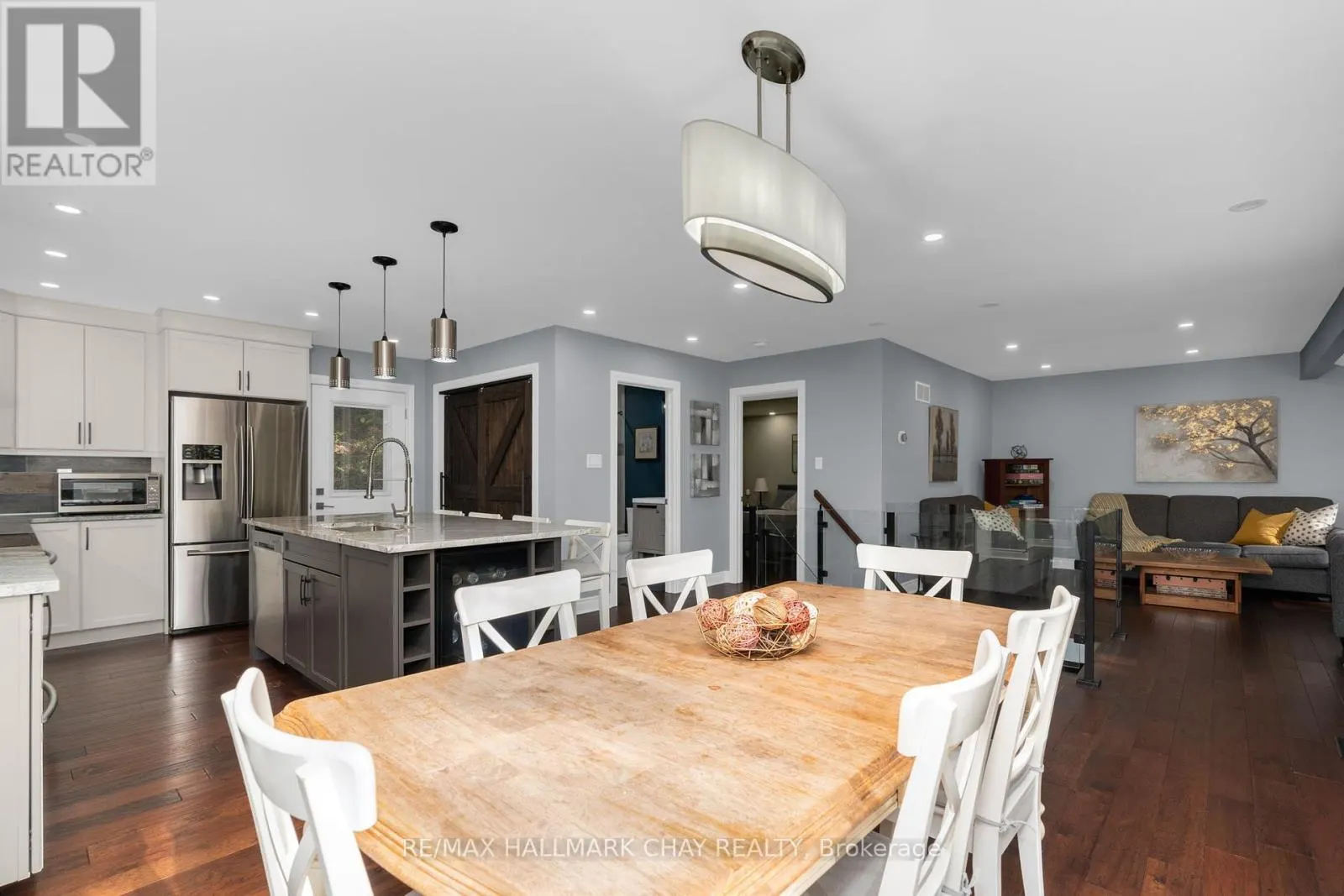 1 IROQUOIS RIDGE