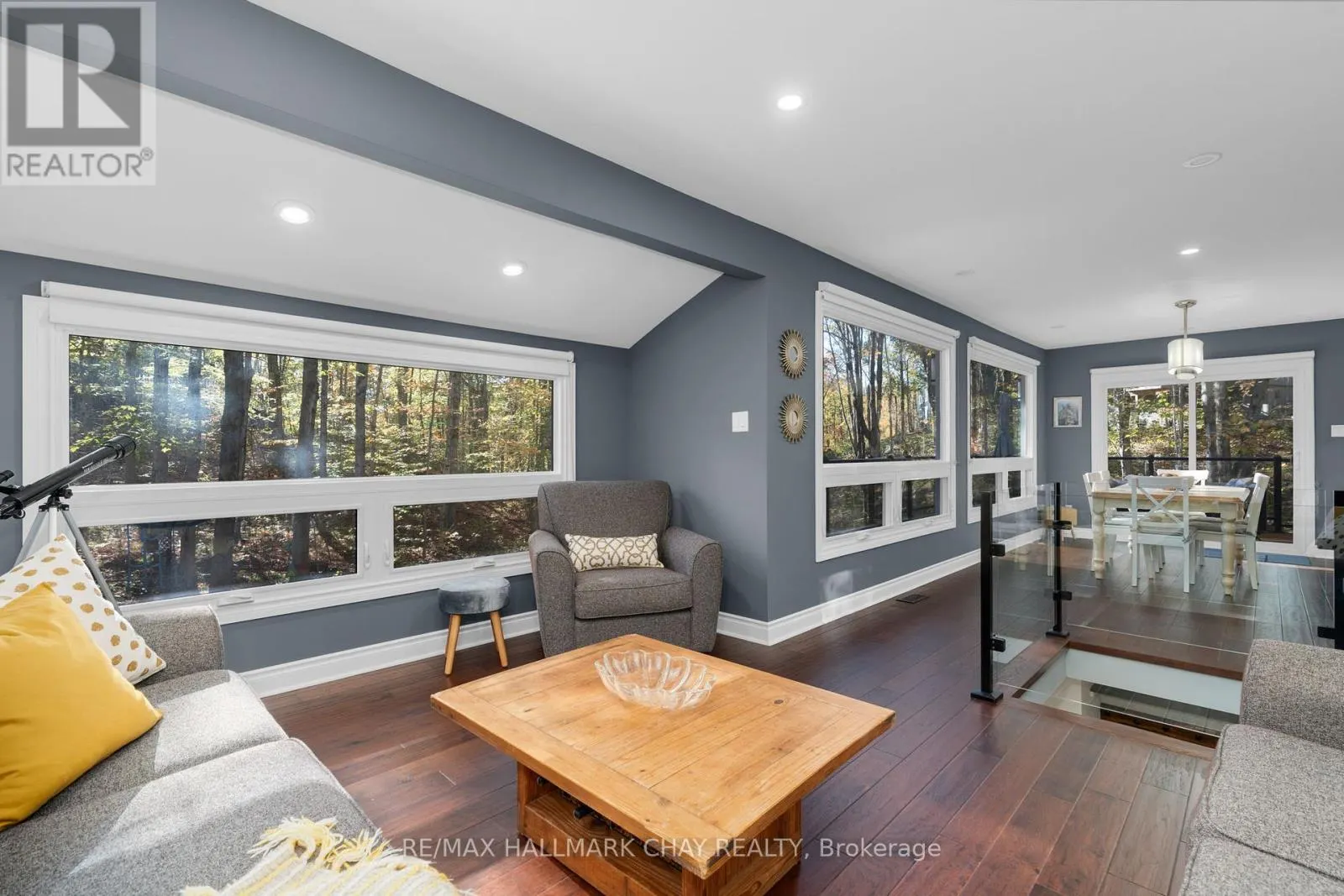 1 IROQUOIS RIDGE