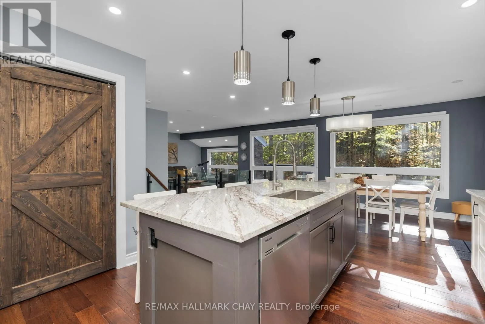 1 IROQUOIS RIDGE