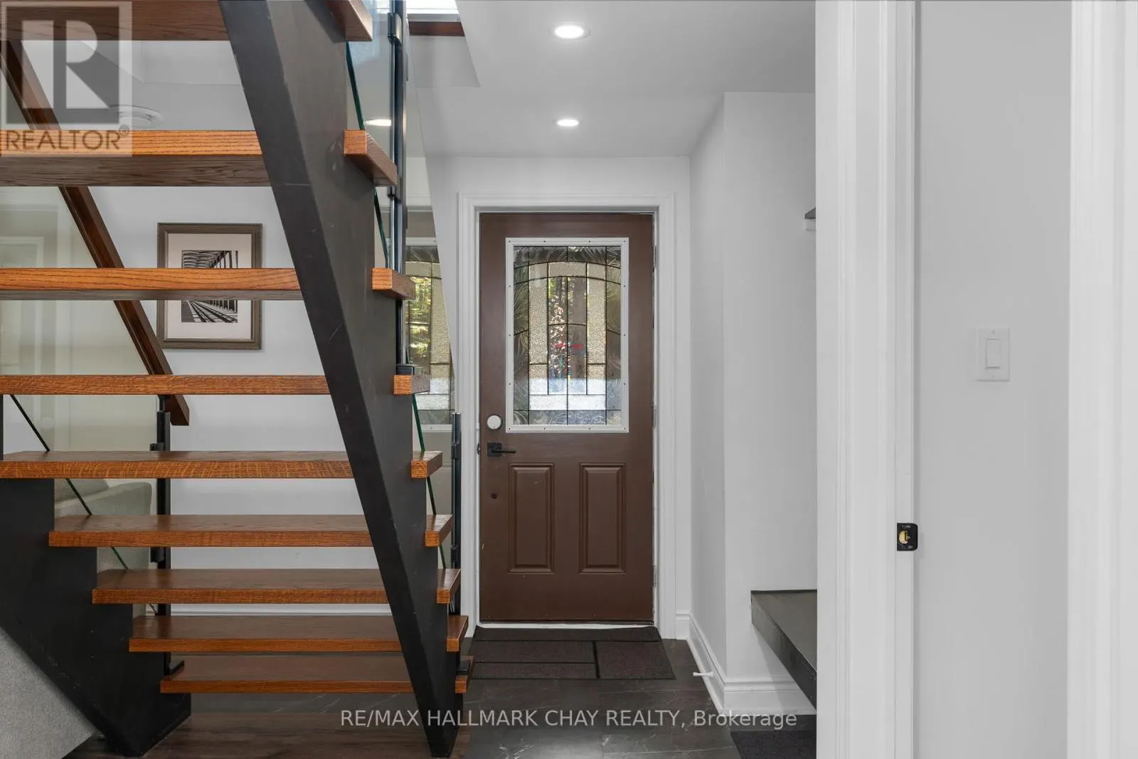 1 IROQUOIS RIDGE