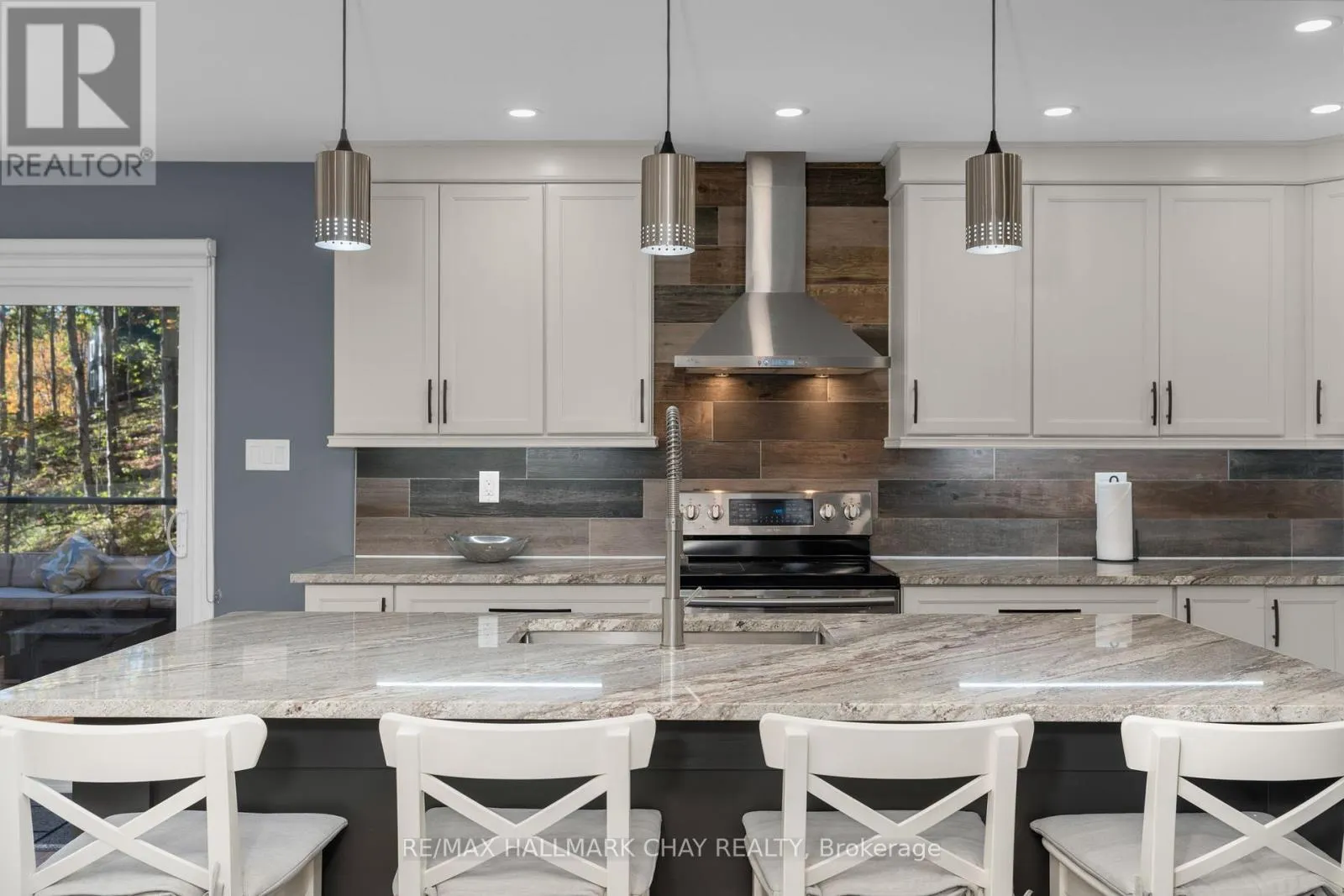 1 IROQUOIS RIDGE