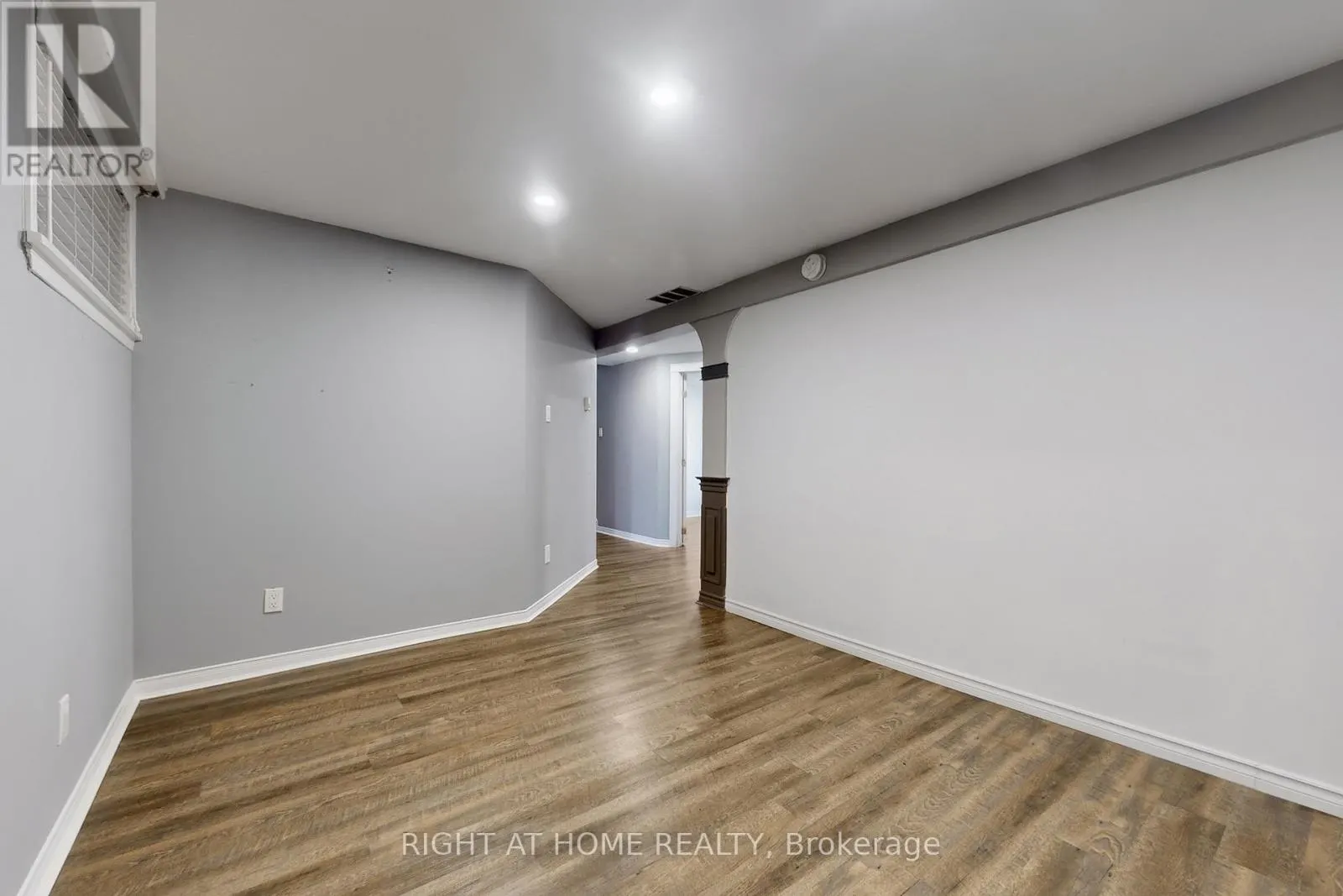 1243 CROSSLAND ROAD