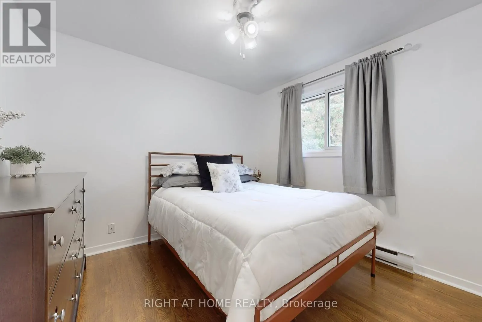 1243 CROSSLAND ROAD