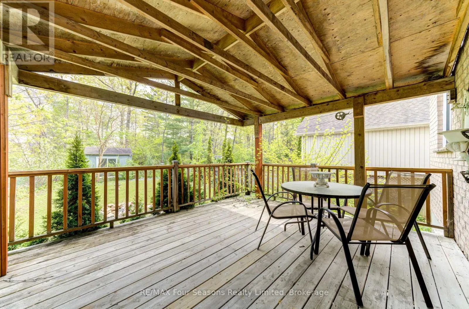 243 RIVER ROAD E