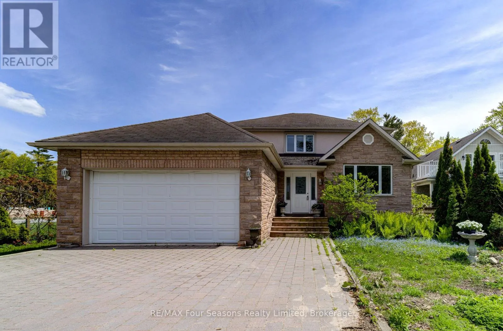 243 RIVER ROAD E