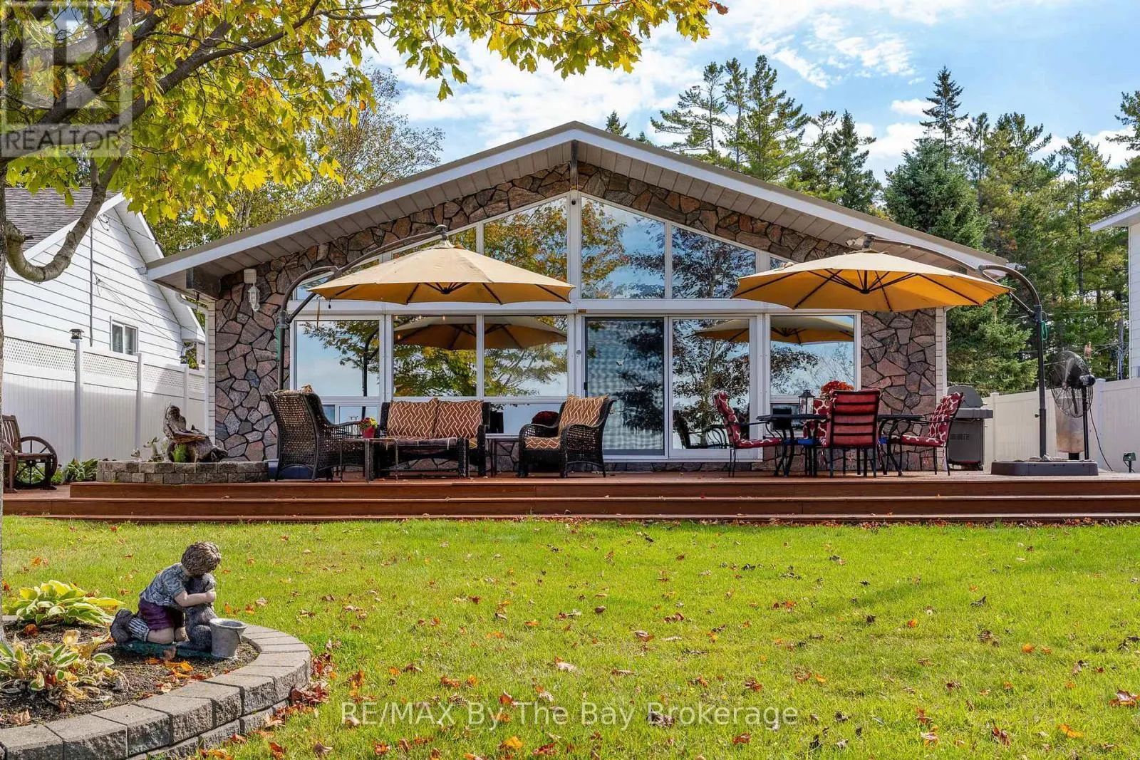 108 SHORE LANE