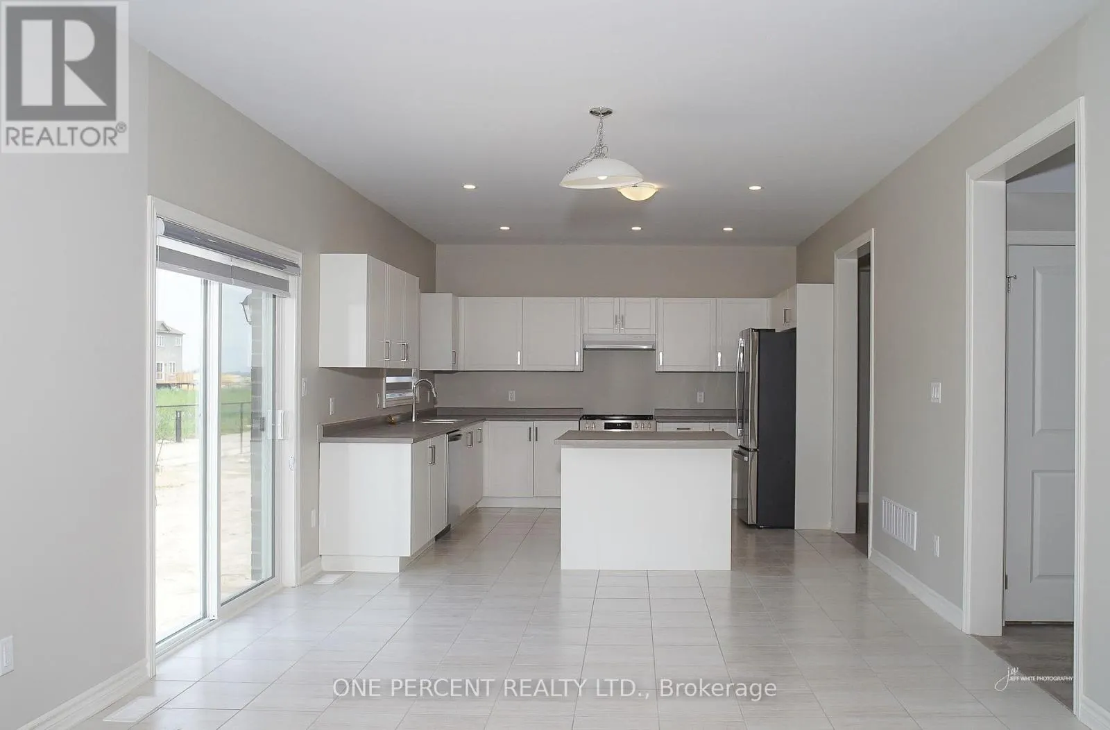 242 SPRINGFIELD CRESCENT