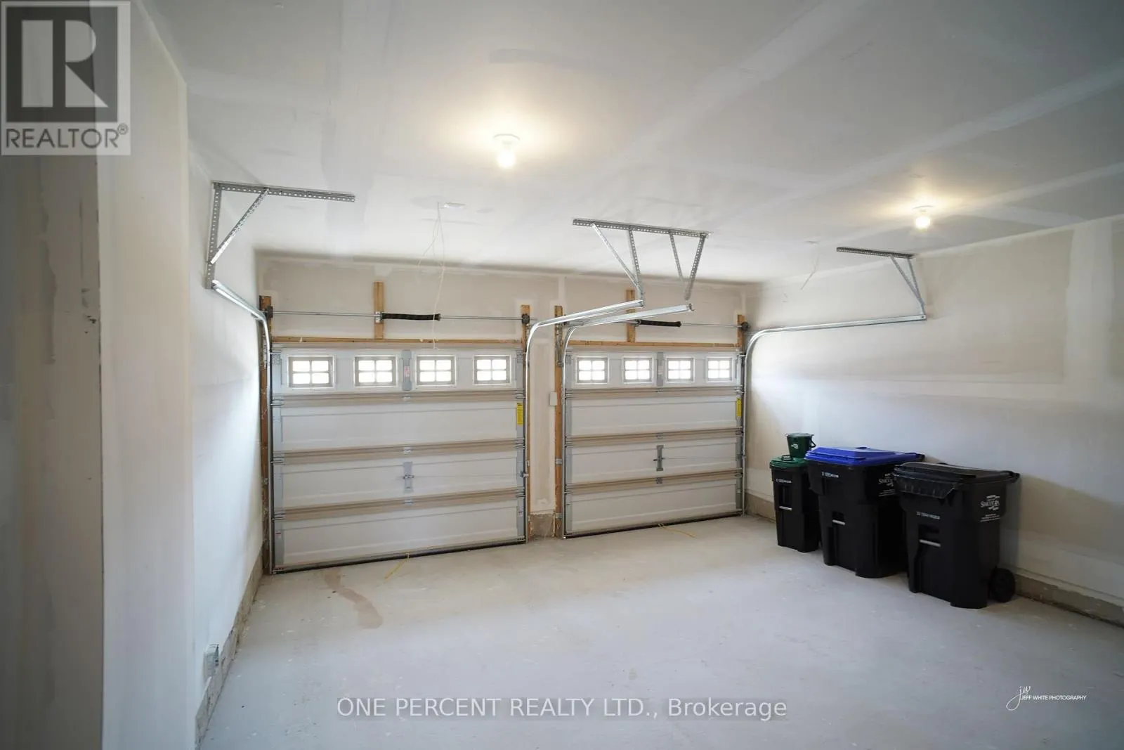 242 SPRINGFIELD CRESCENT
