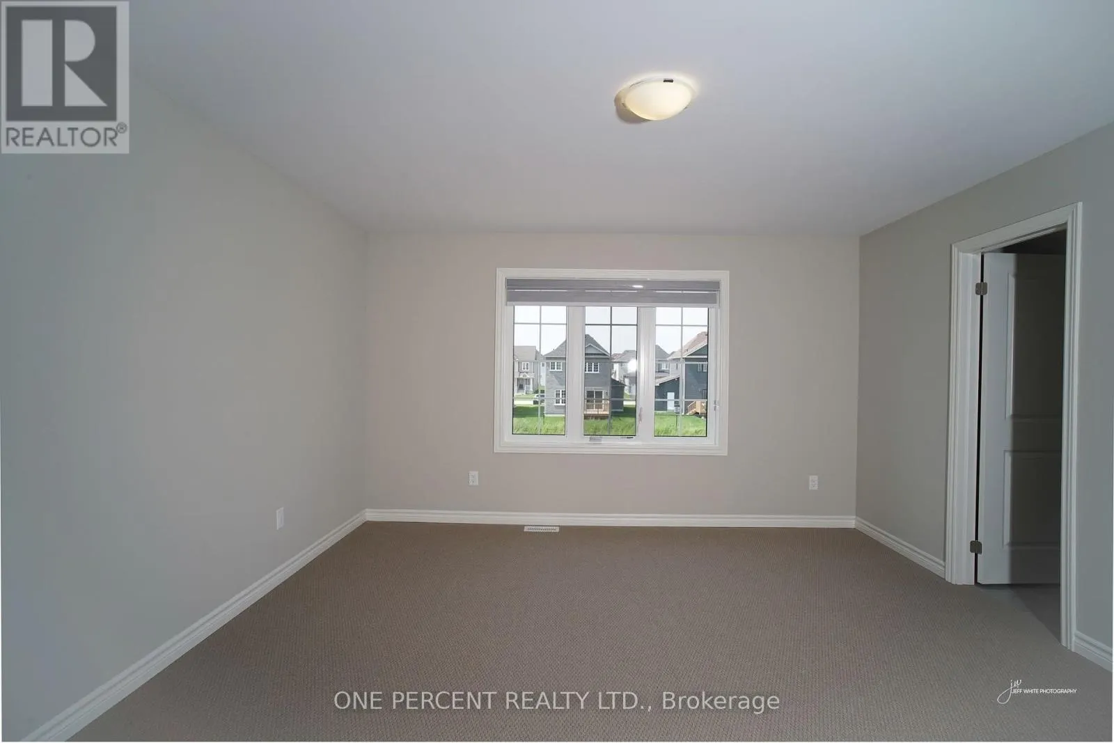242 SPRINGFIELD CRESCENT