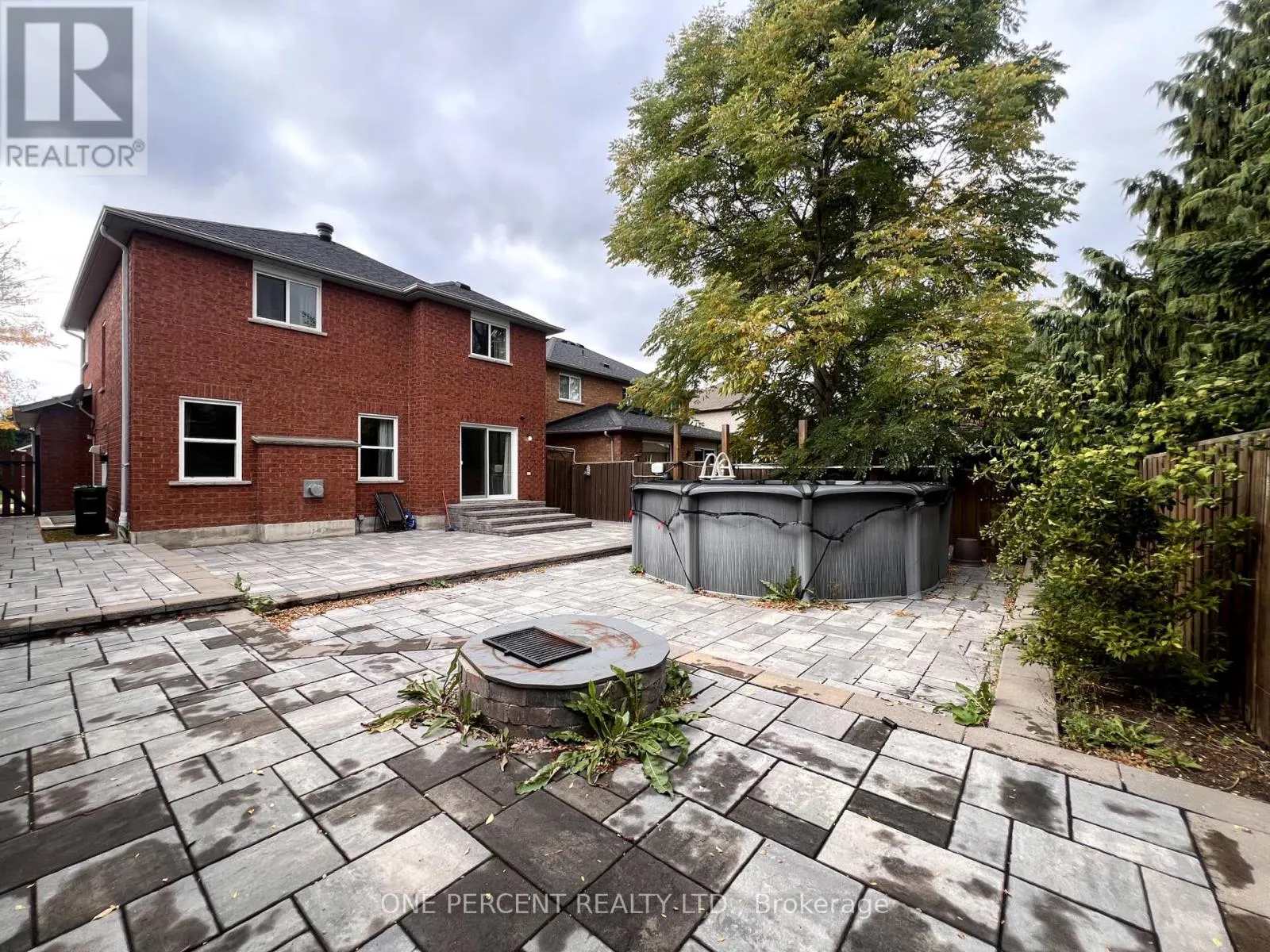 10 ROYAL PARK BOULEVARD