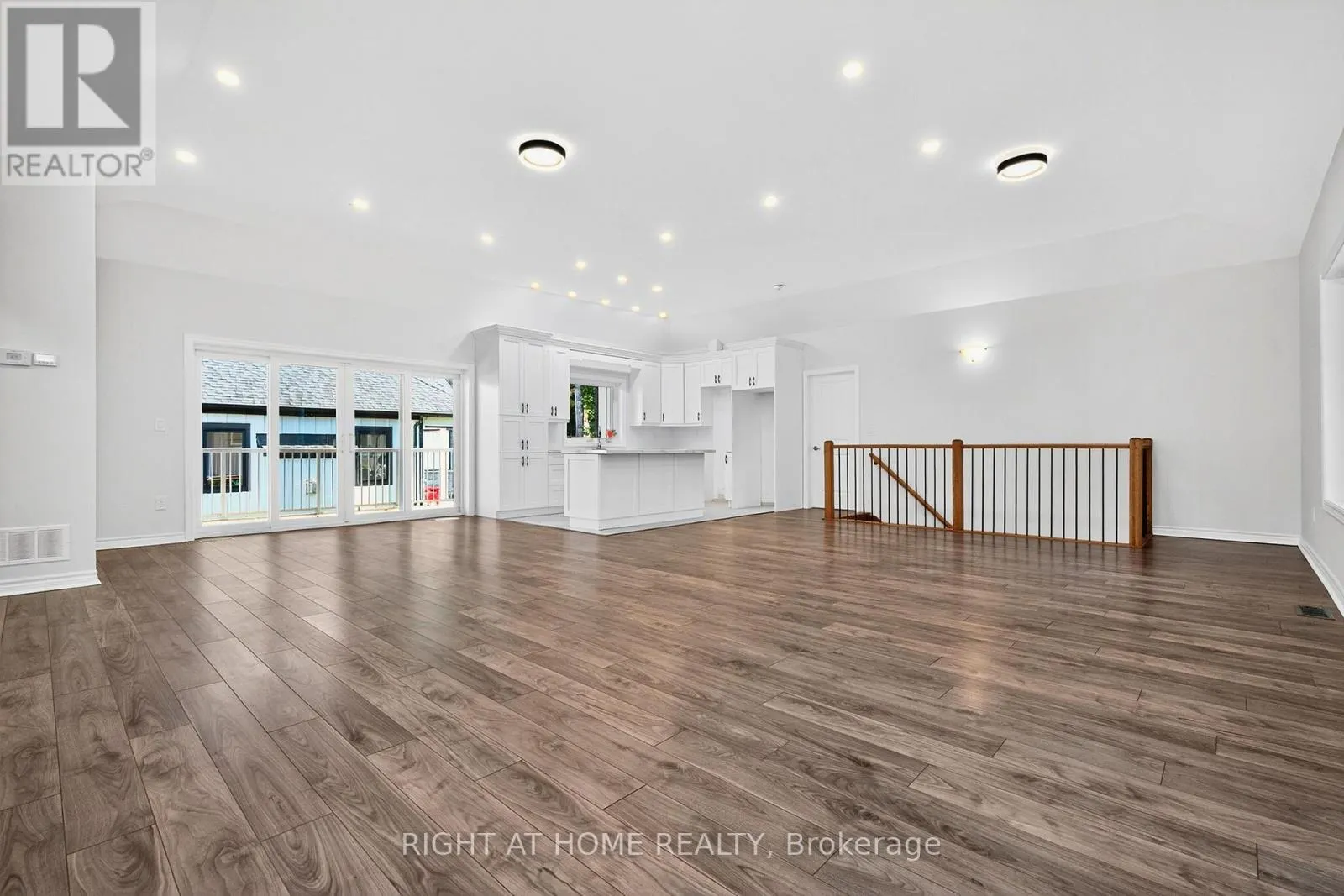 50 BREITHAUPT CRESCENT
