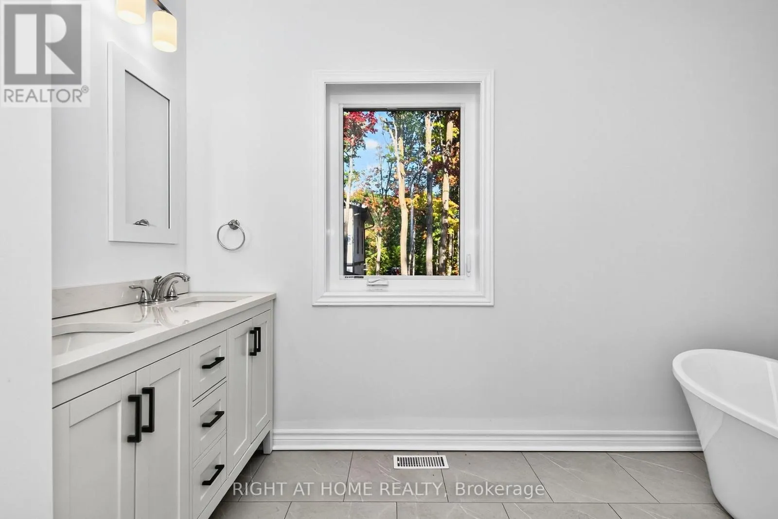50 BREITHAUPT CRESCENT