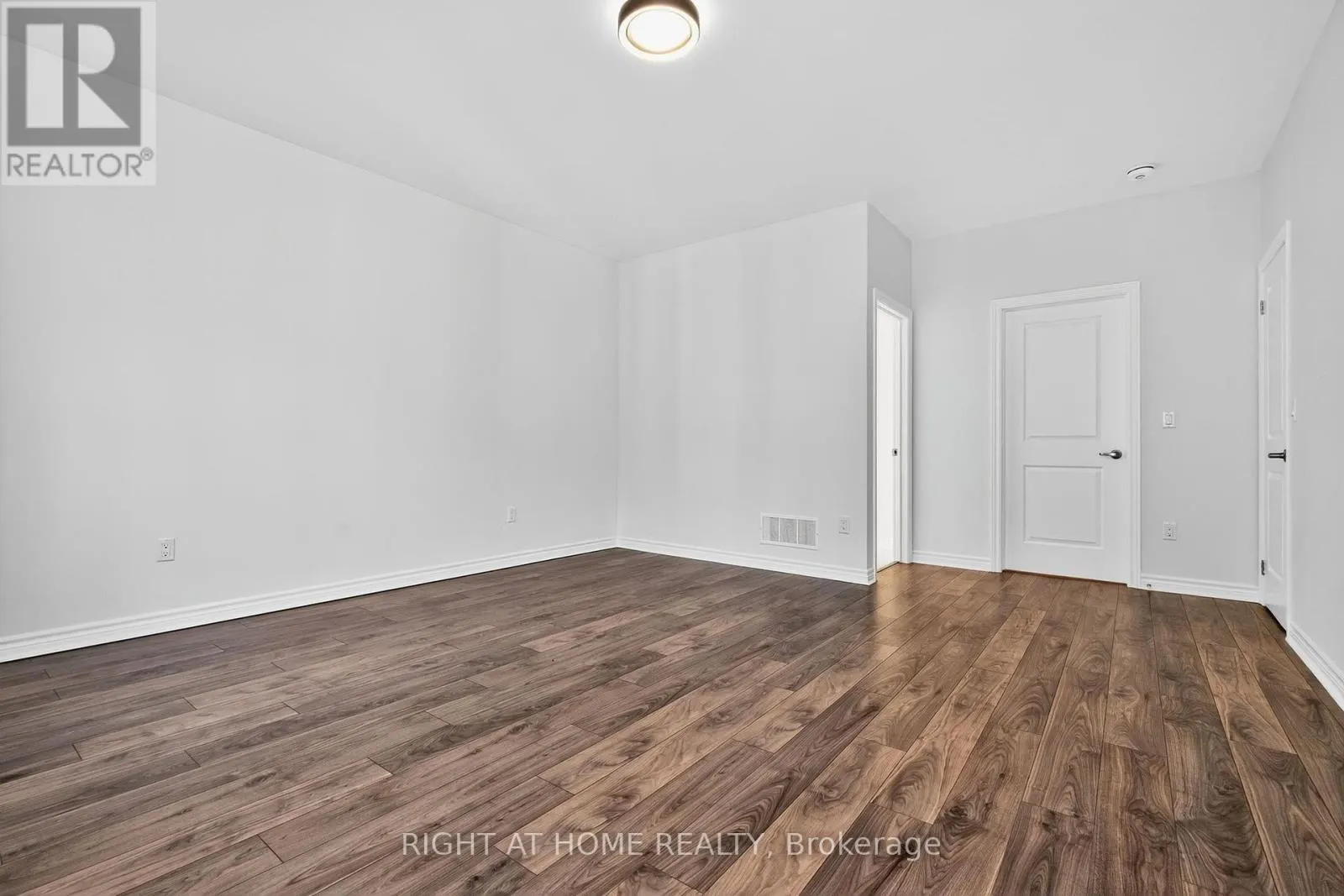 50 BREITHAUPT CRESCENT