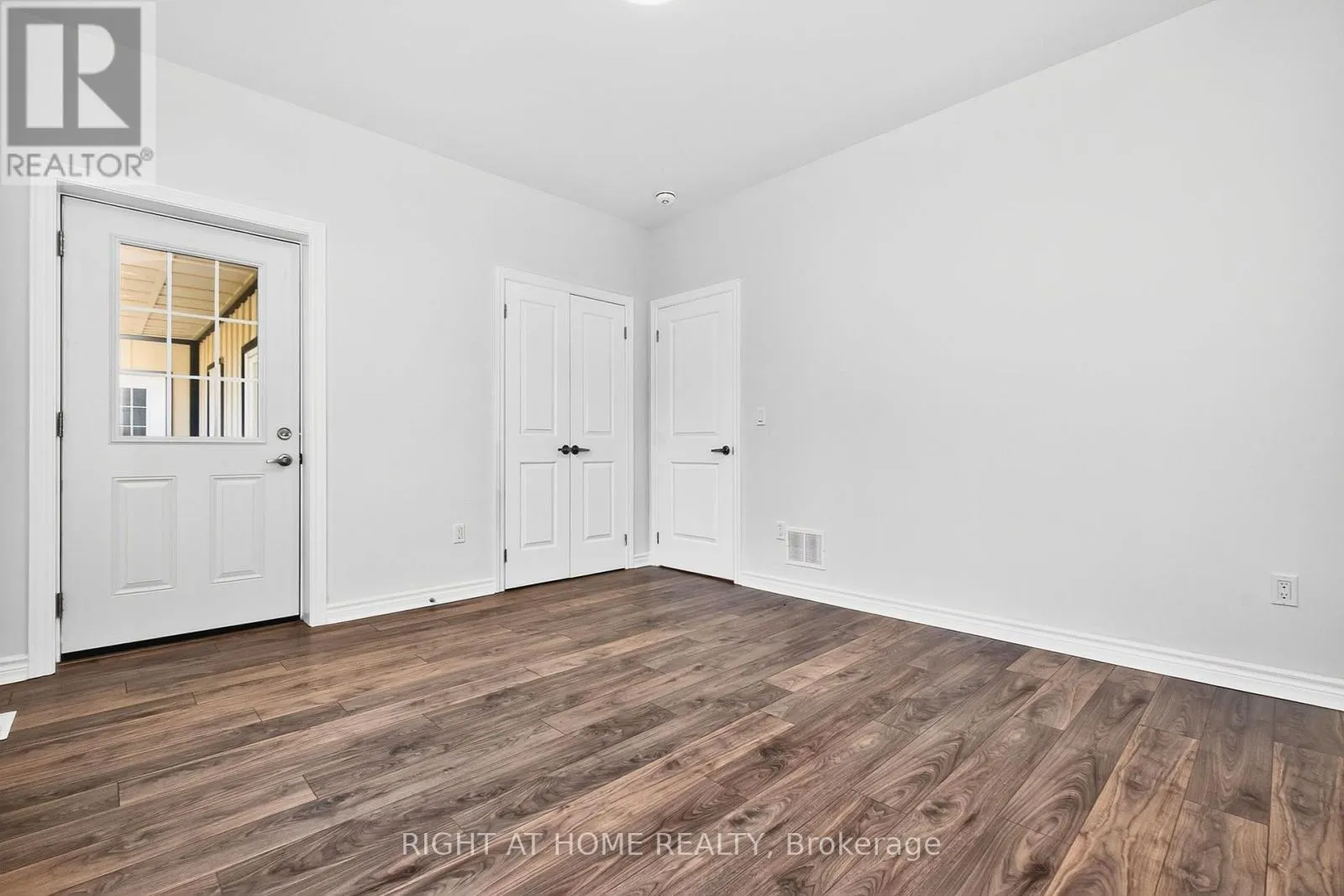 50 BREITHAUPT CRESCENT