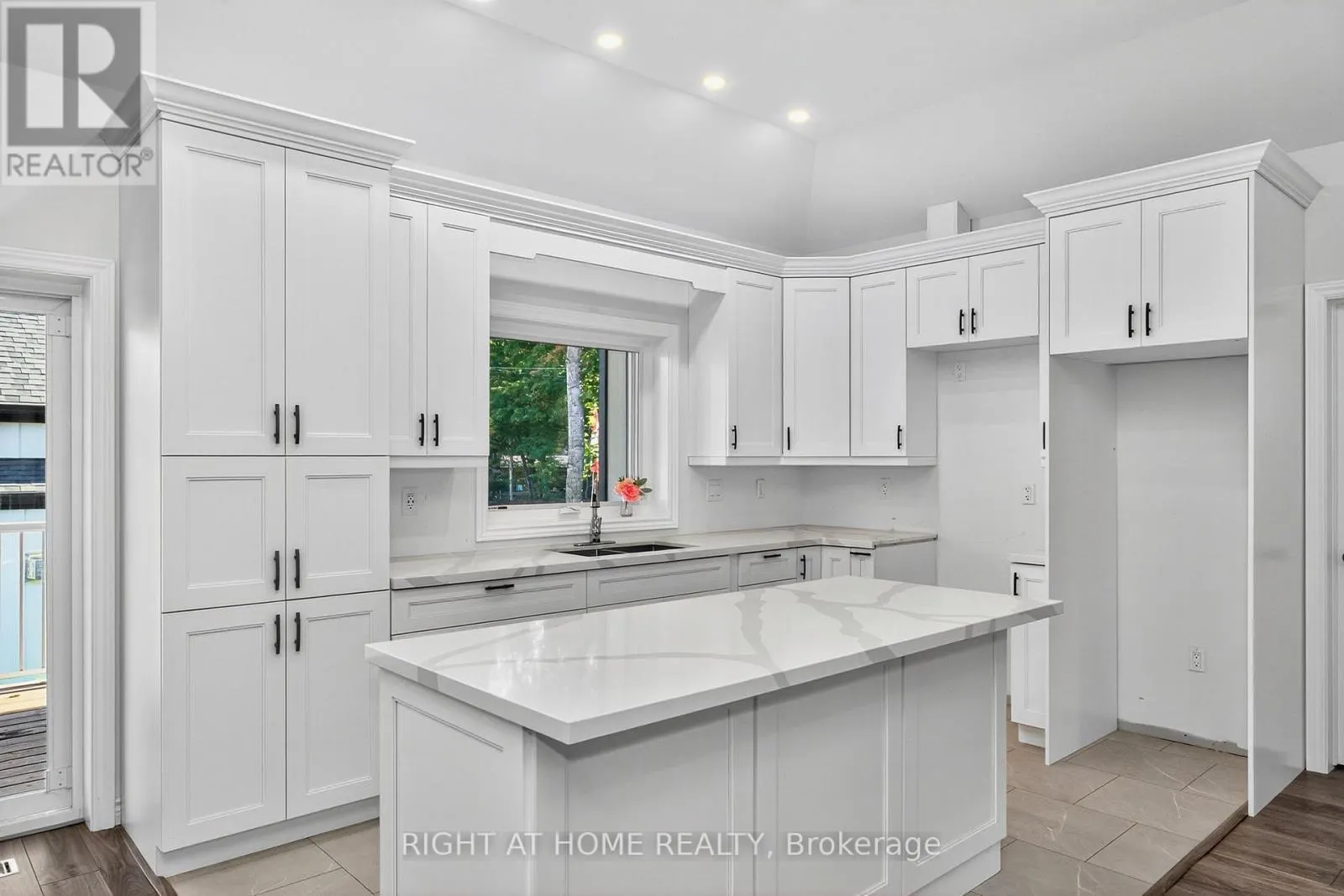 50 BREITHAUPT CRESCENT