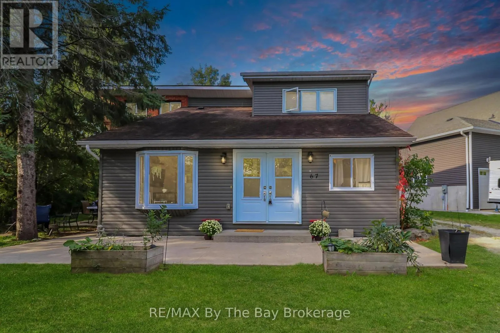 67 CONSTANCE BOULEVARD