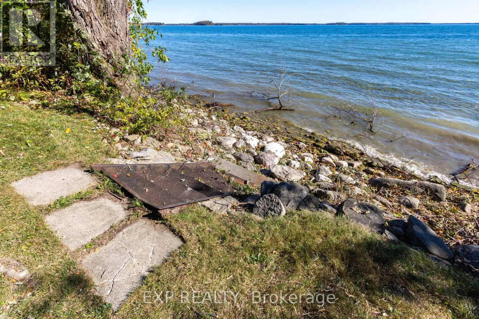 255 MOON POINT DRIVE