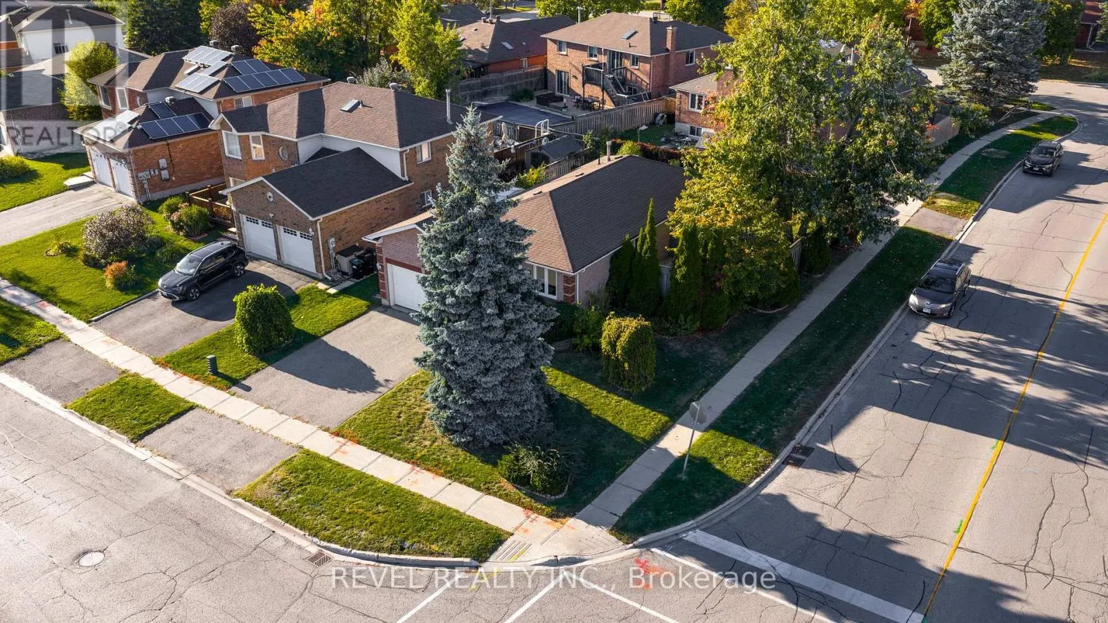 290 CUNDLES ROAD W