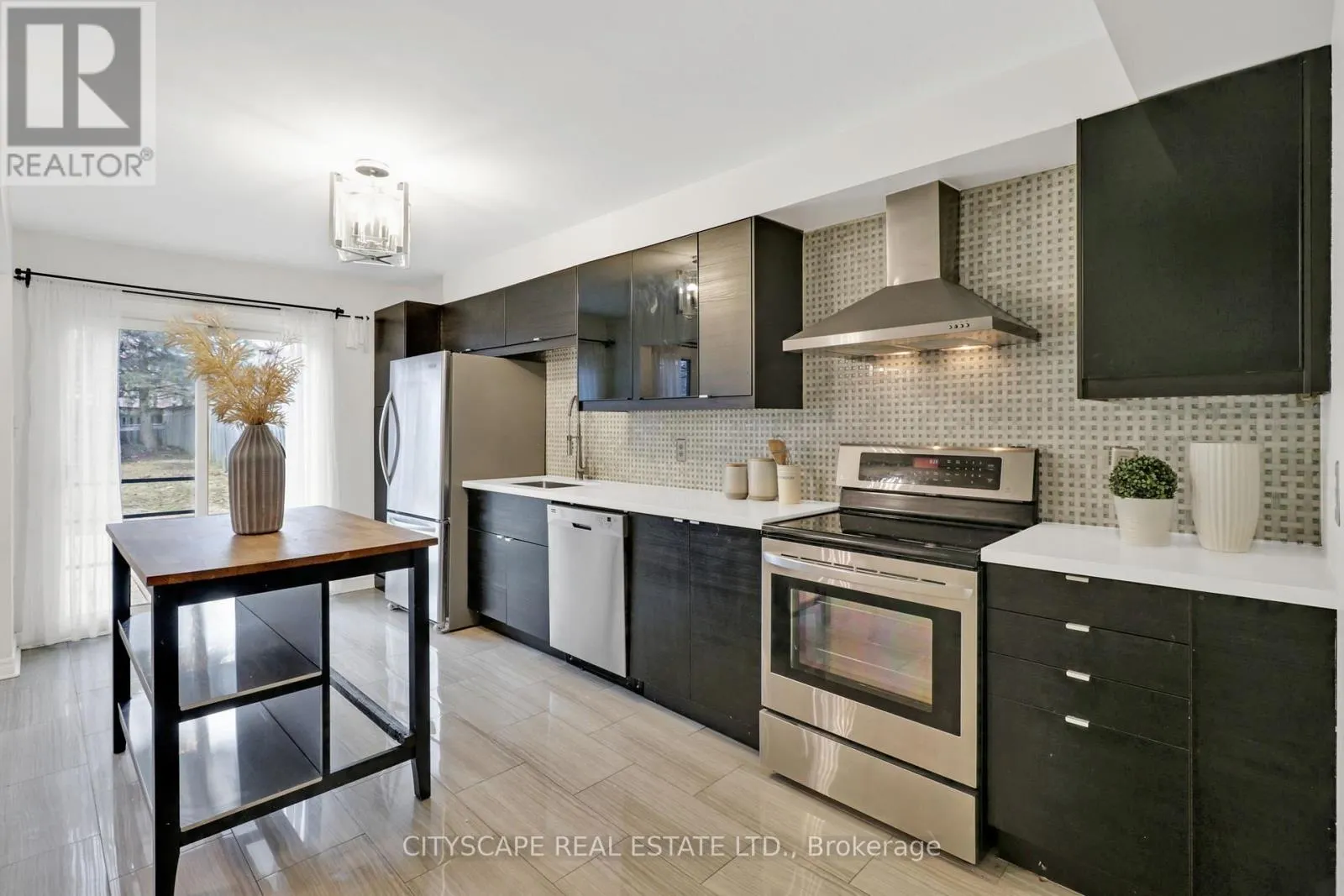 79 WEATHERUP CRESCENT