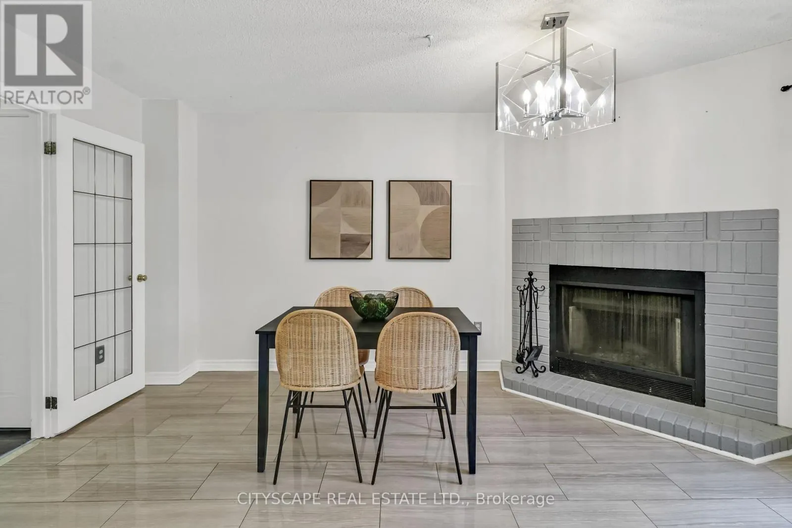 79 WEATHERUP CRESCENT