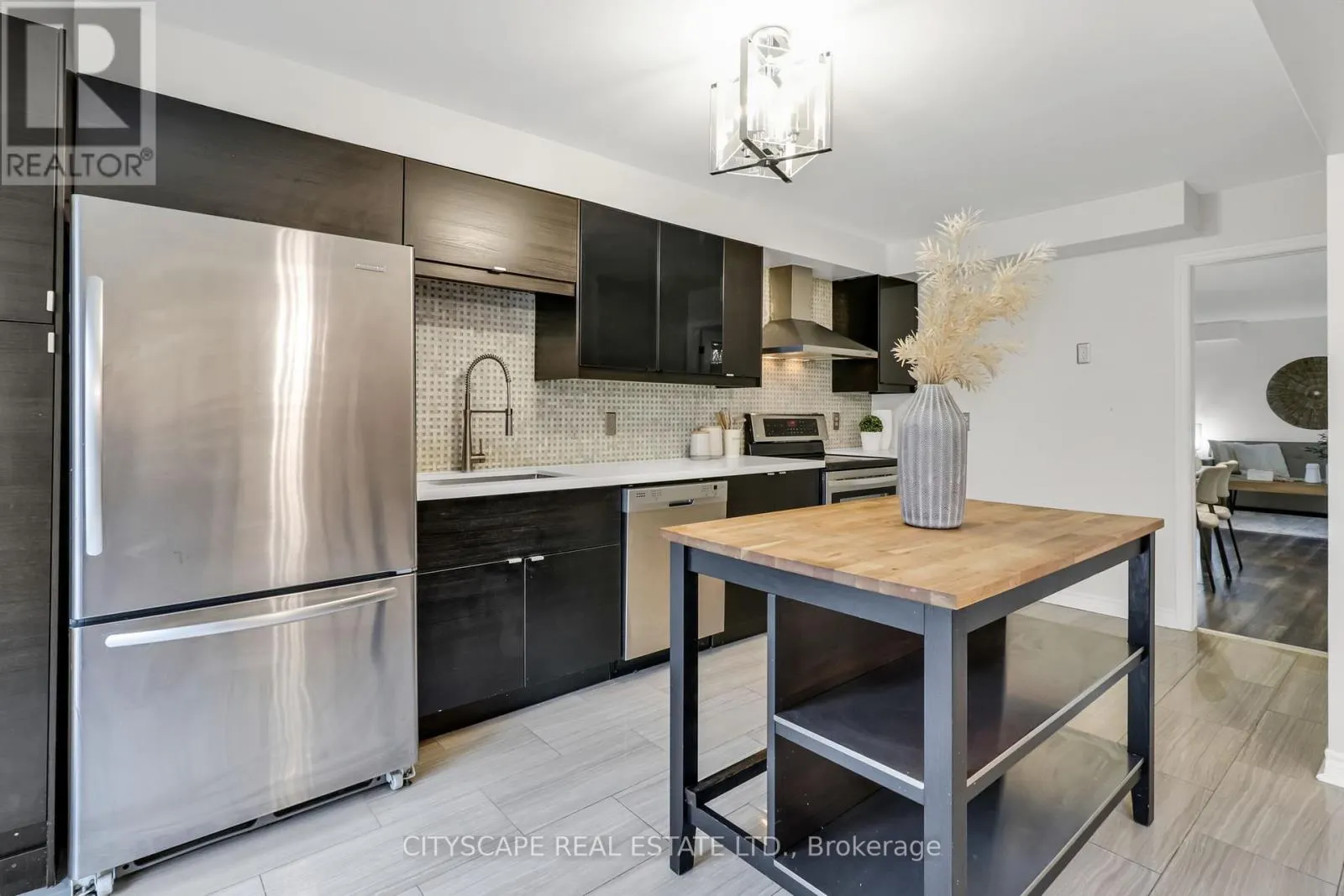 79 WEATHERUP CRESCENT