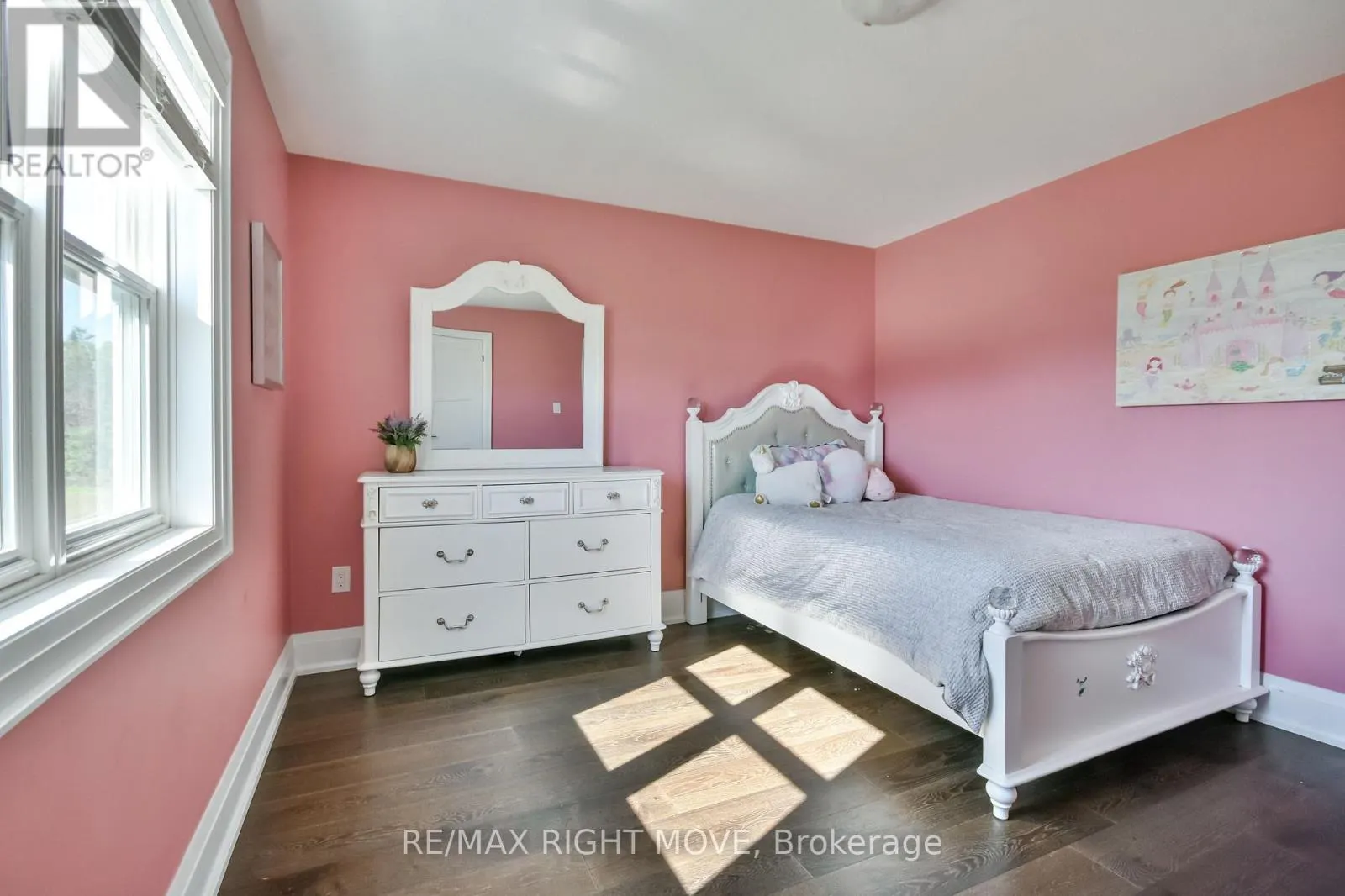 2448 STOCKDALE ROAD
