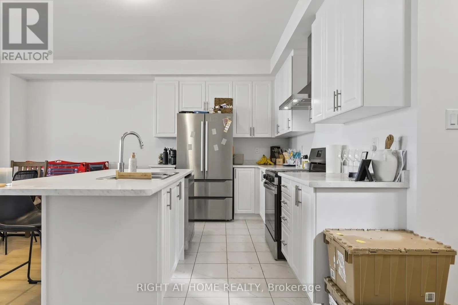 86 WEST OAK TRAIL