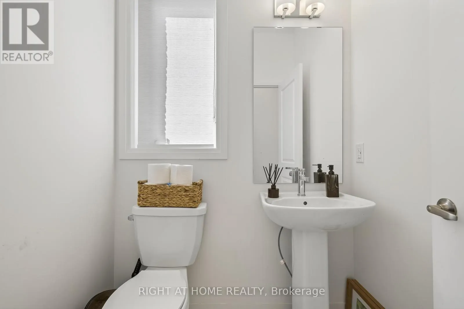 86 WEST OAK TRAIL