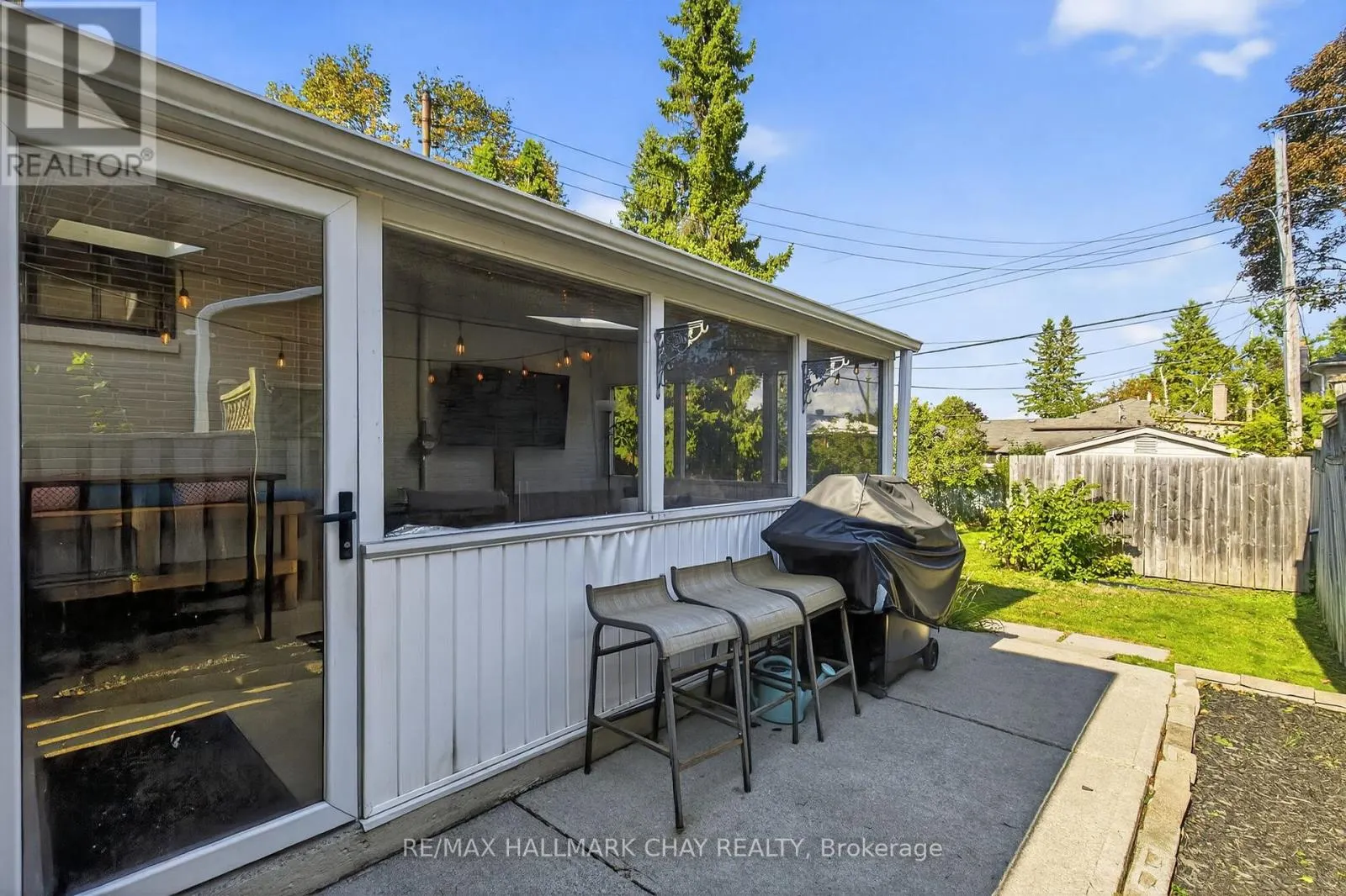 64 MARION CRESCENT
