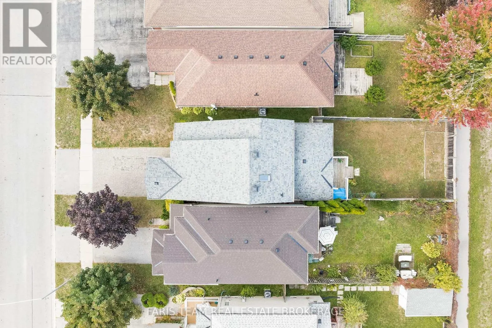 9 JULIA CRESCENT