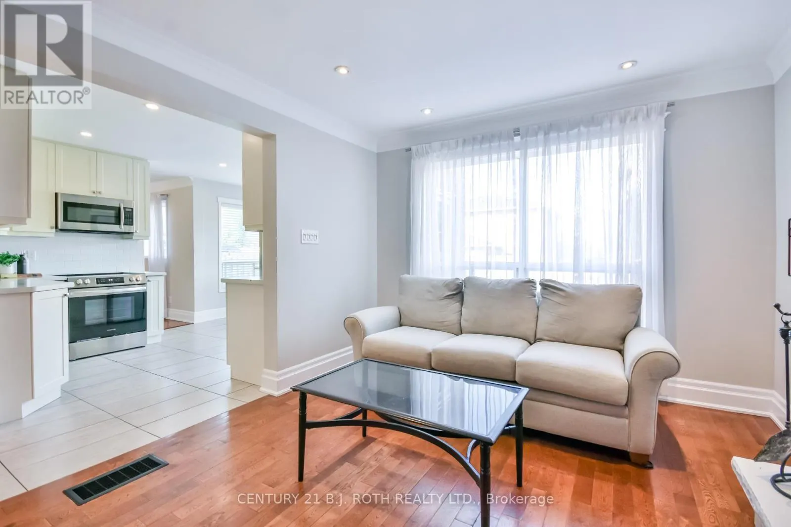 25 KEATS DRIVE