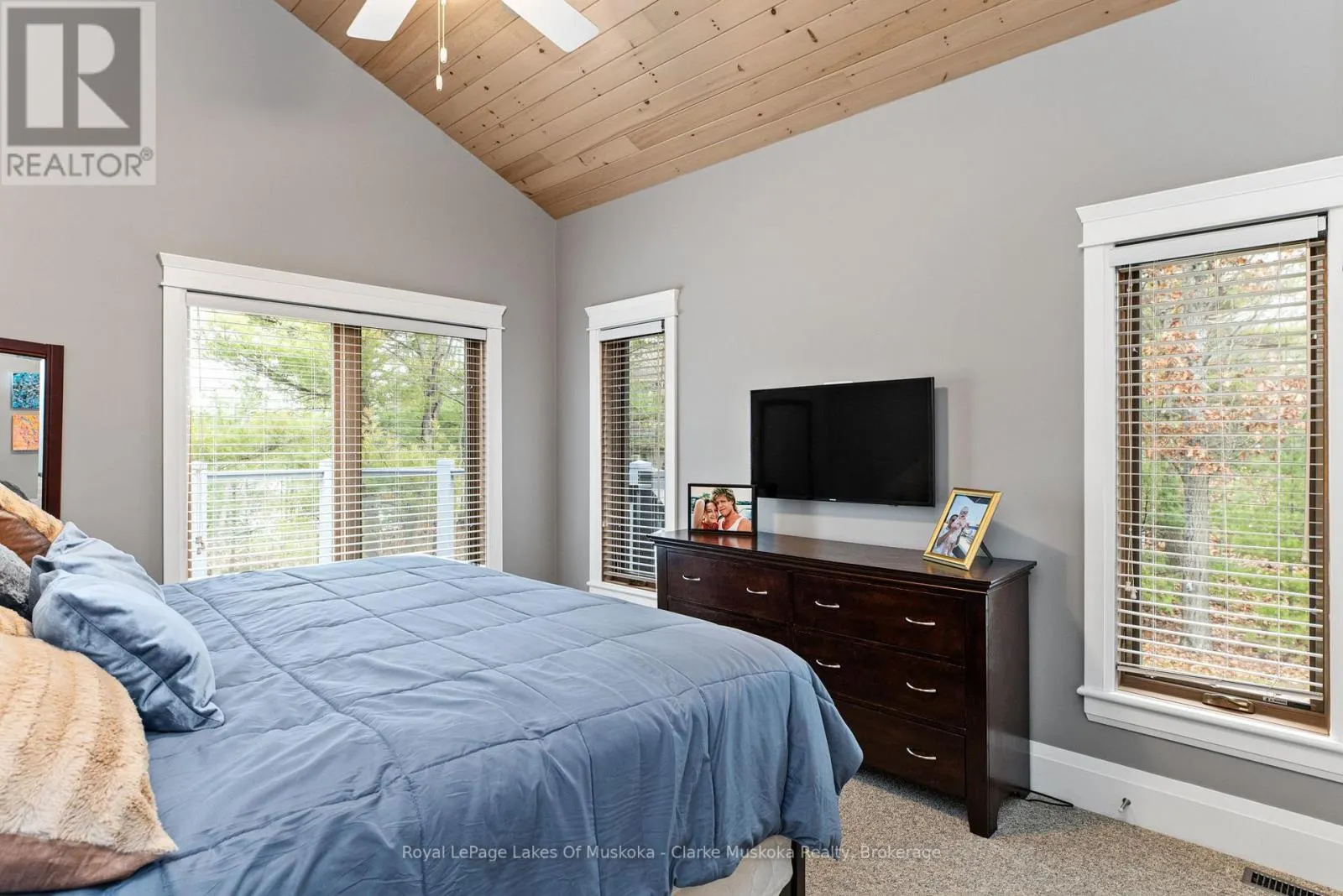 3298 SEYDEL LANE