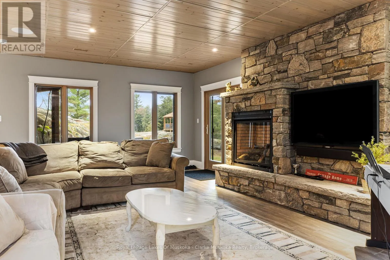 3298 SEYDEL LANE
