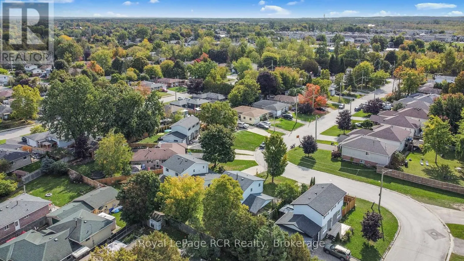 255 VALLEYFIELD CRESCENT